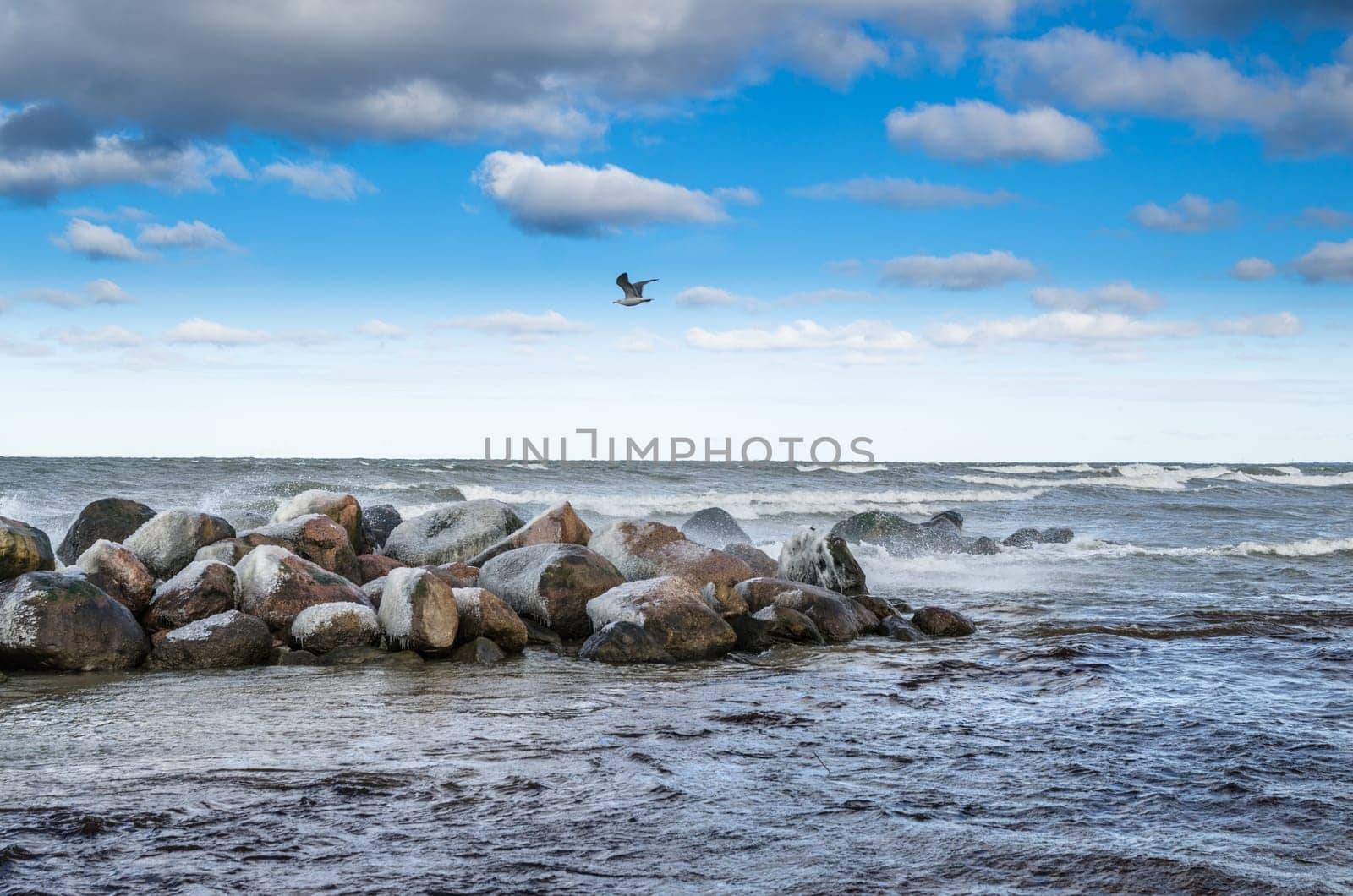Sea waves breaking on the rocks, seascape