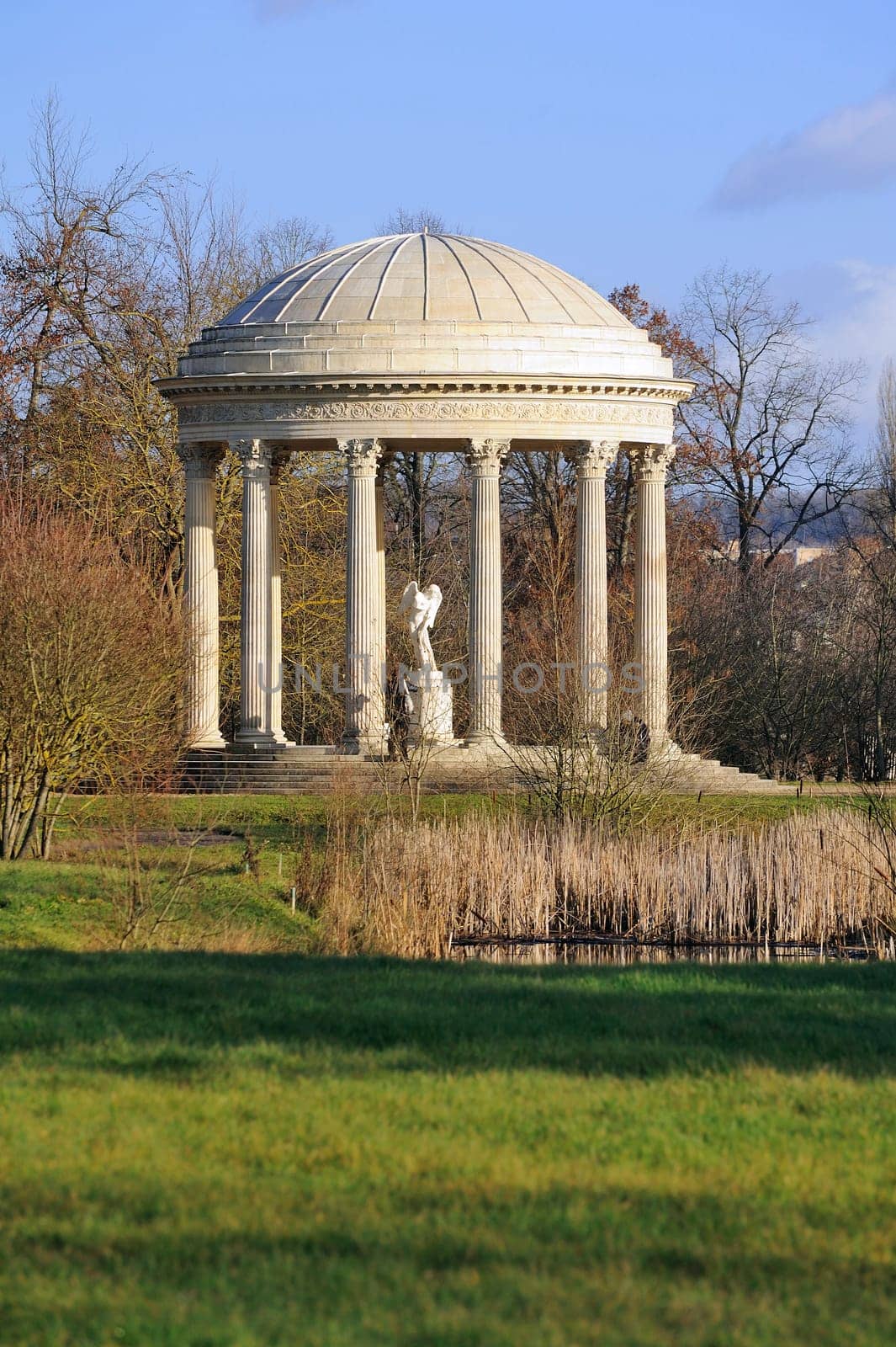 versailles temple of love with its center the statue of Cupidon