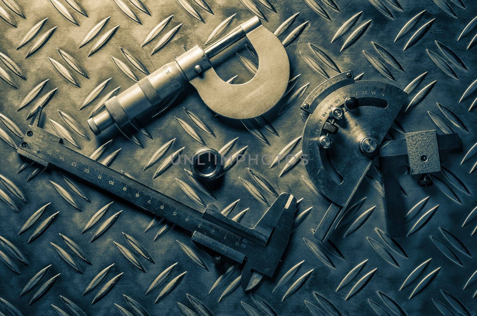 Older Engineering Measuring Instruments, close-up