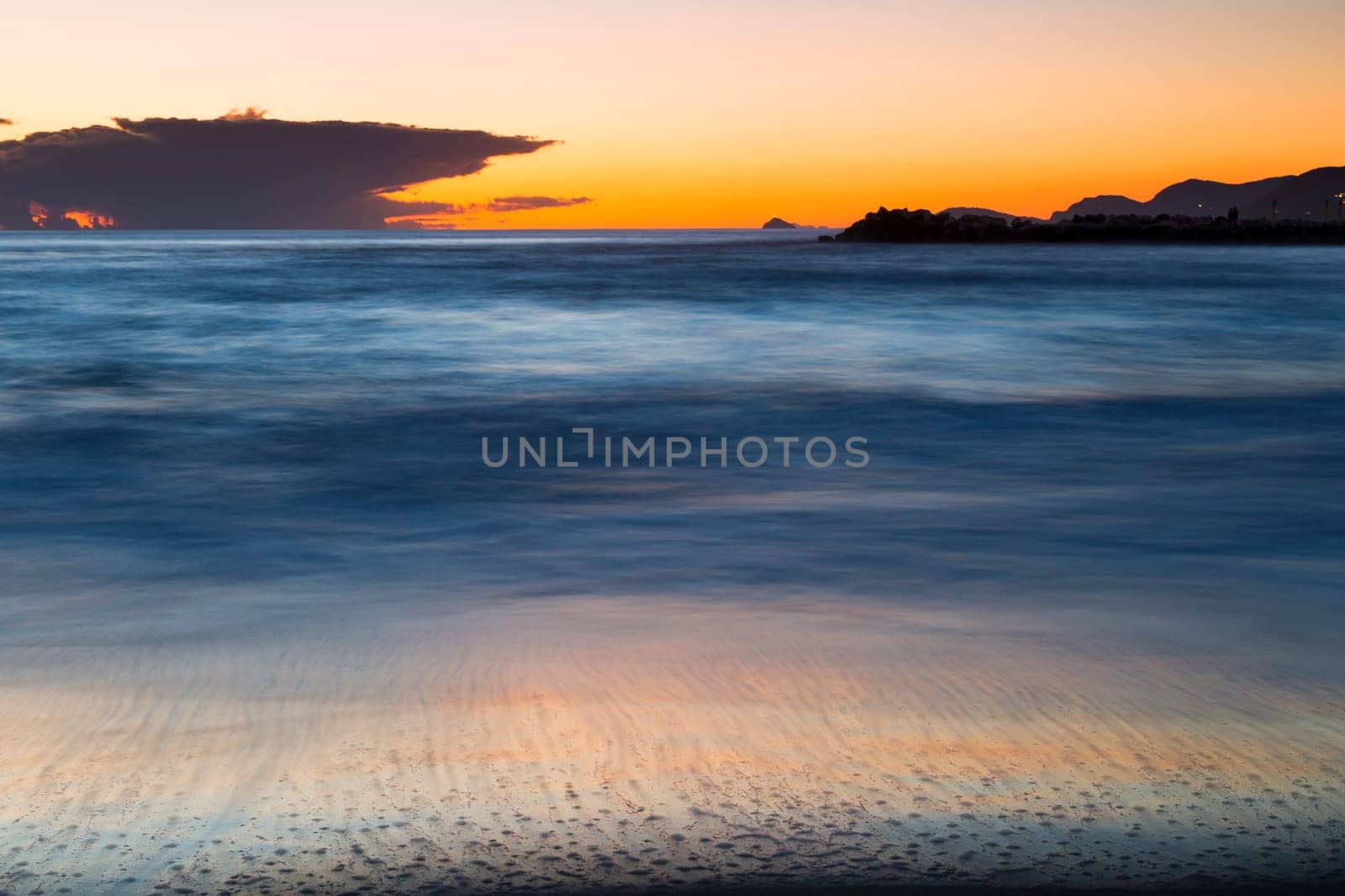 The sea at twilight shooting with long time