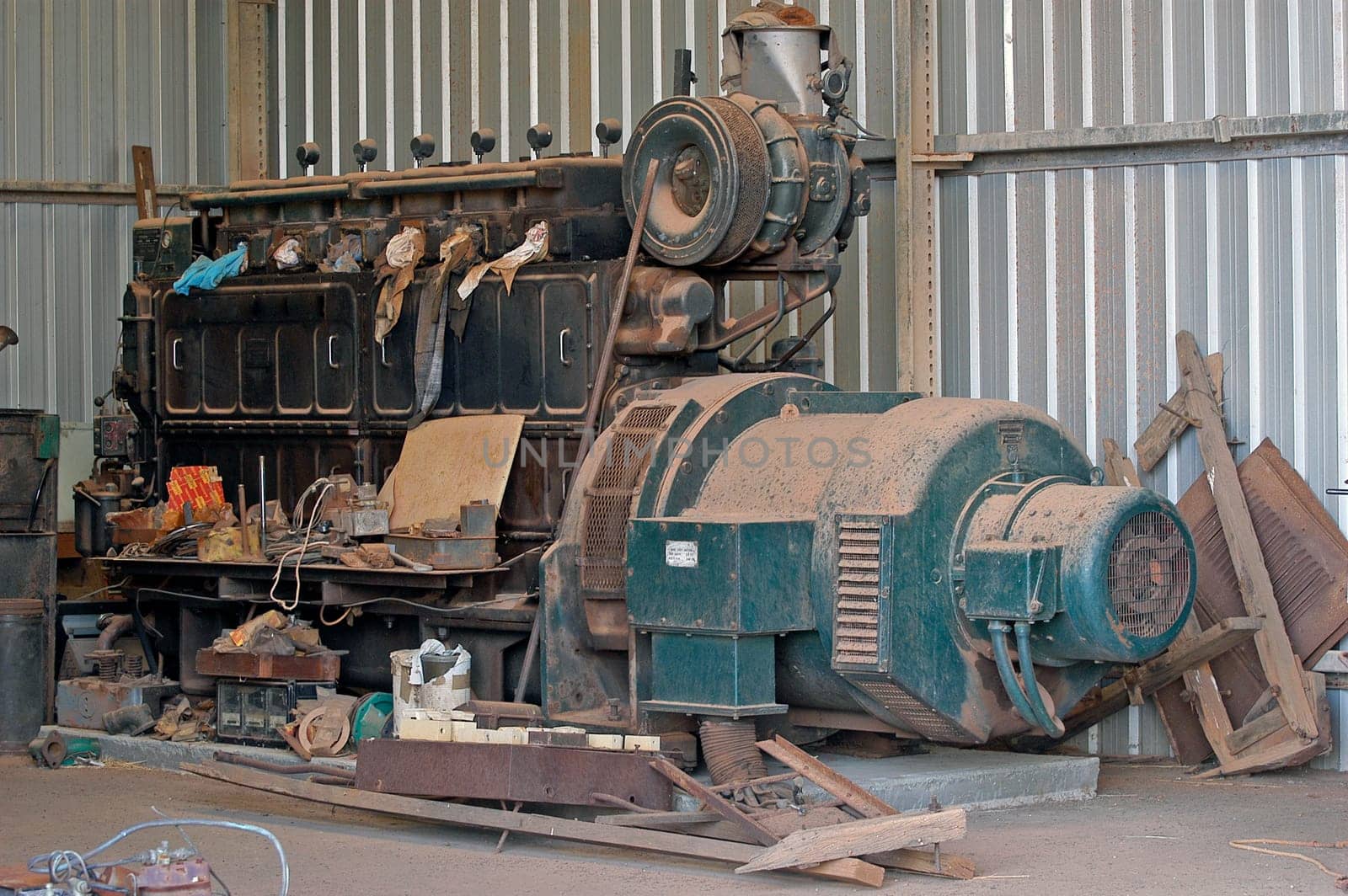 old tools of the goldmine of Leonora exposed for the tourists