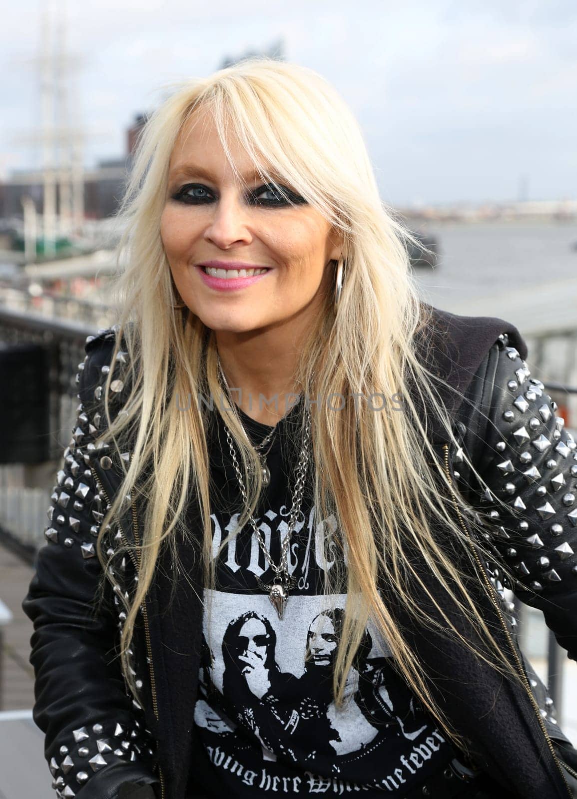 Doro Pesch presented her new video for the single Love is Gone To Hell at the Hard Rock Cafe Hamburg ,22.03.2016