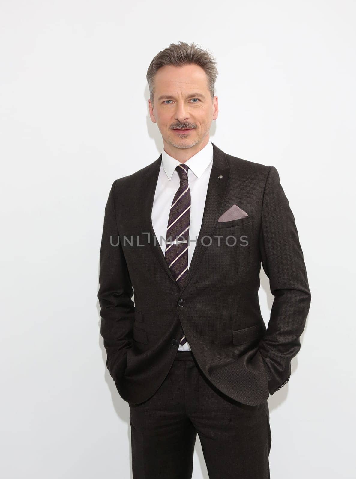 David C. Bunners .. ARD-Telenovela " Red Roses "" Photocall at the Briese Studio Hamburg on 18.04.2016"