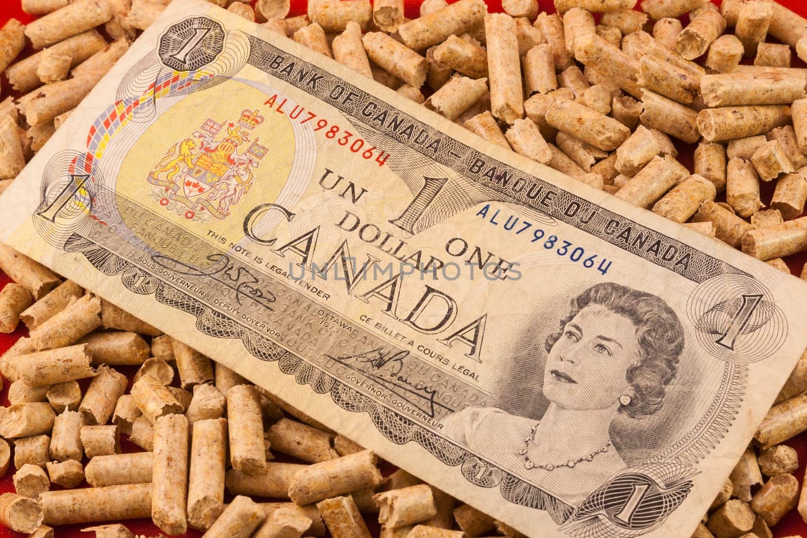 Saving Pellet Canada Queen Elizabeth