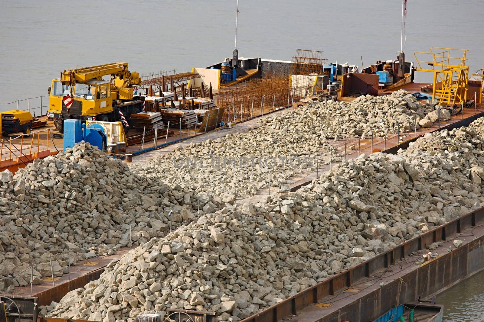 Cargo transportation on the river Danube