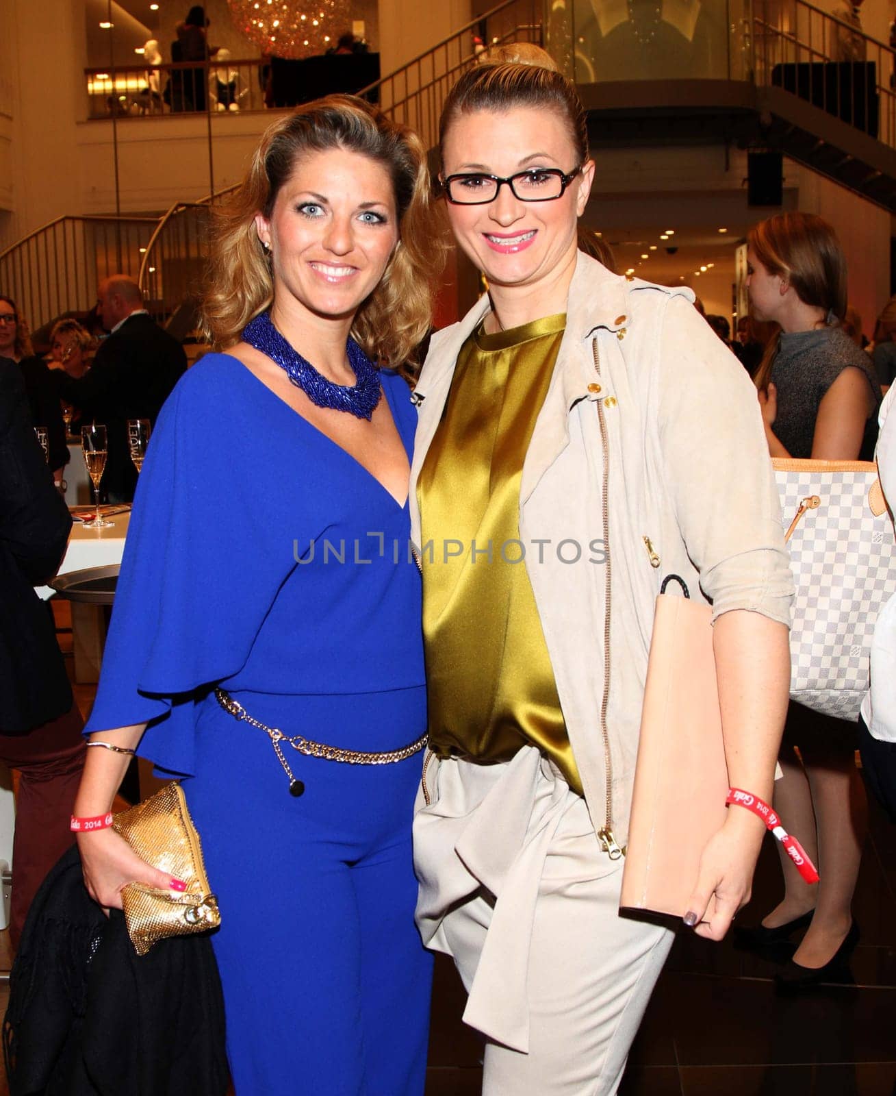 Christine and Ella Deck at Gala Shopping Night 2014