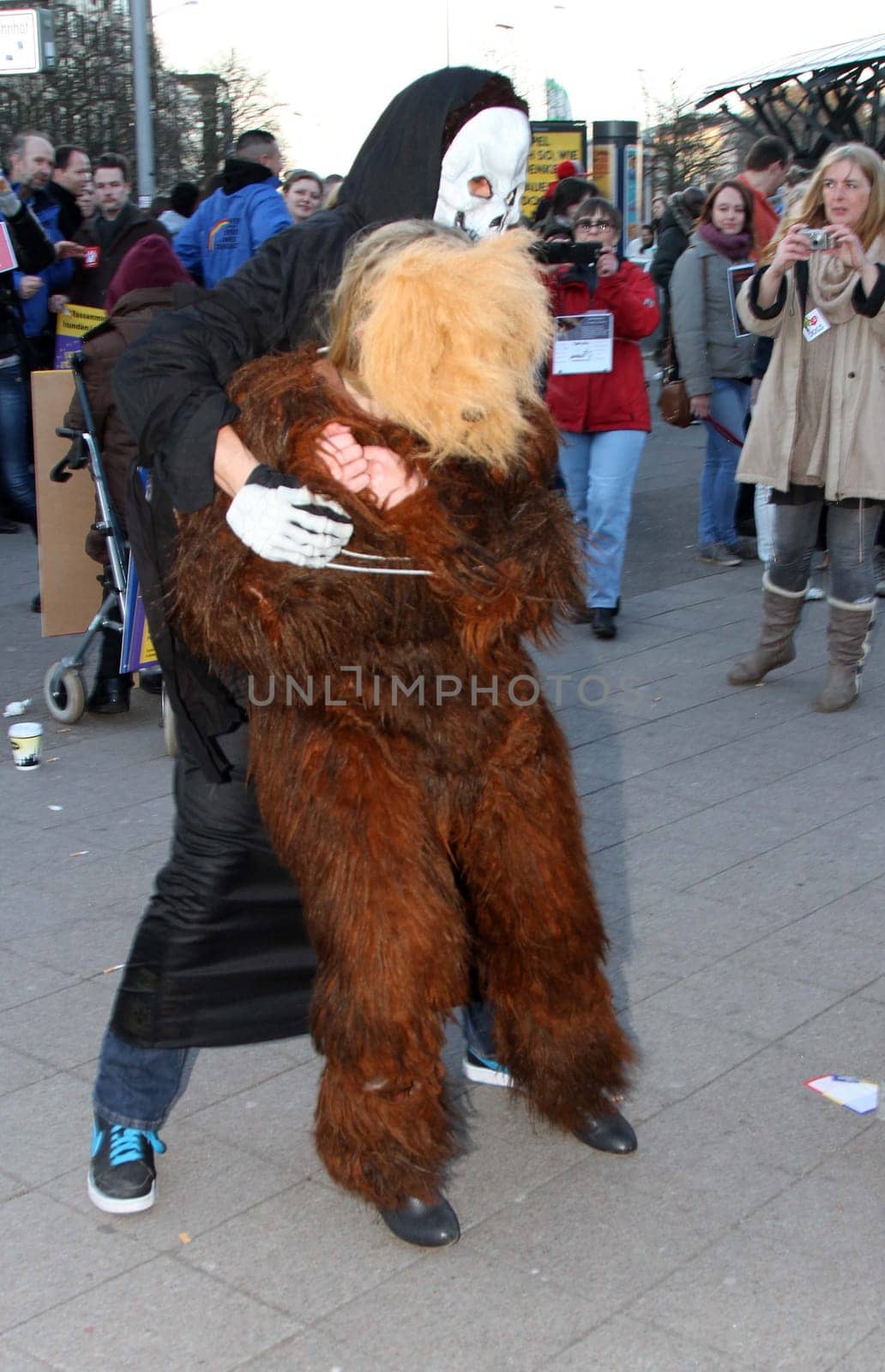 Hamburg - Nationwide demonstrations and vigils in Germany and Staedten in Europe on 08.03.2014 against the toting of the Romanian street dogs
