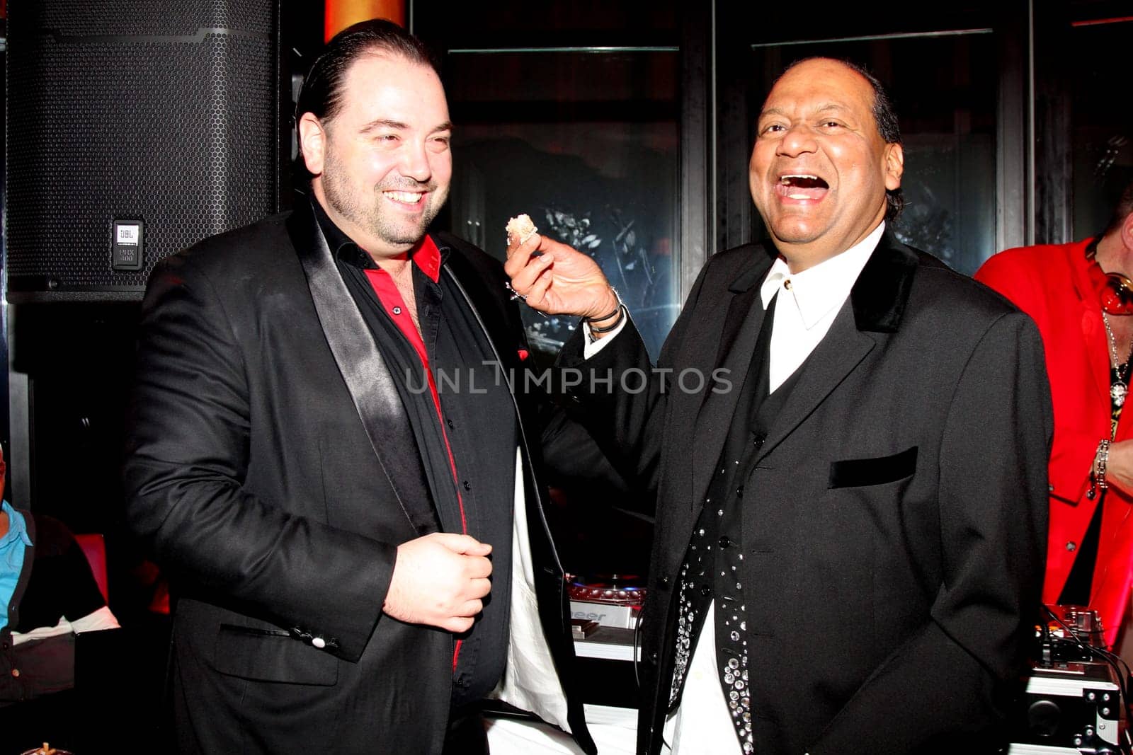 Mike Washington and Bedo / Birthday Party at Shalimar Hamburg