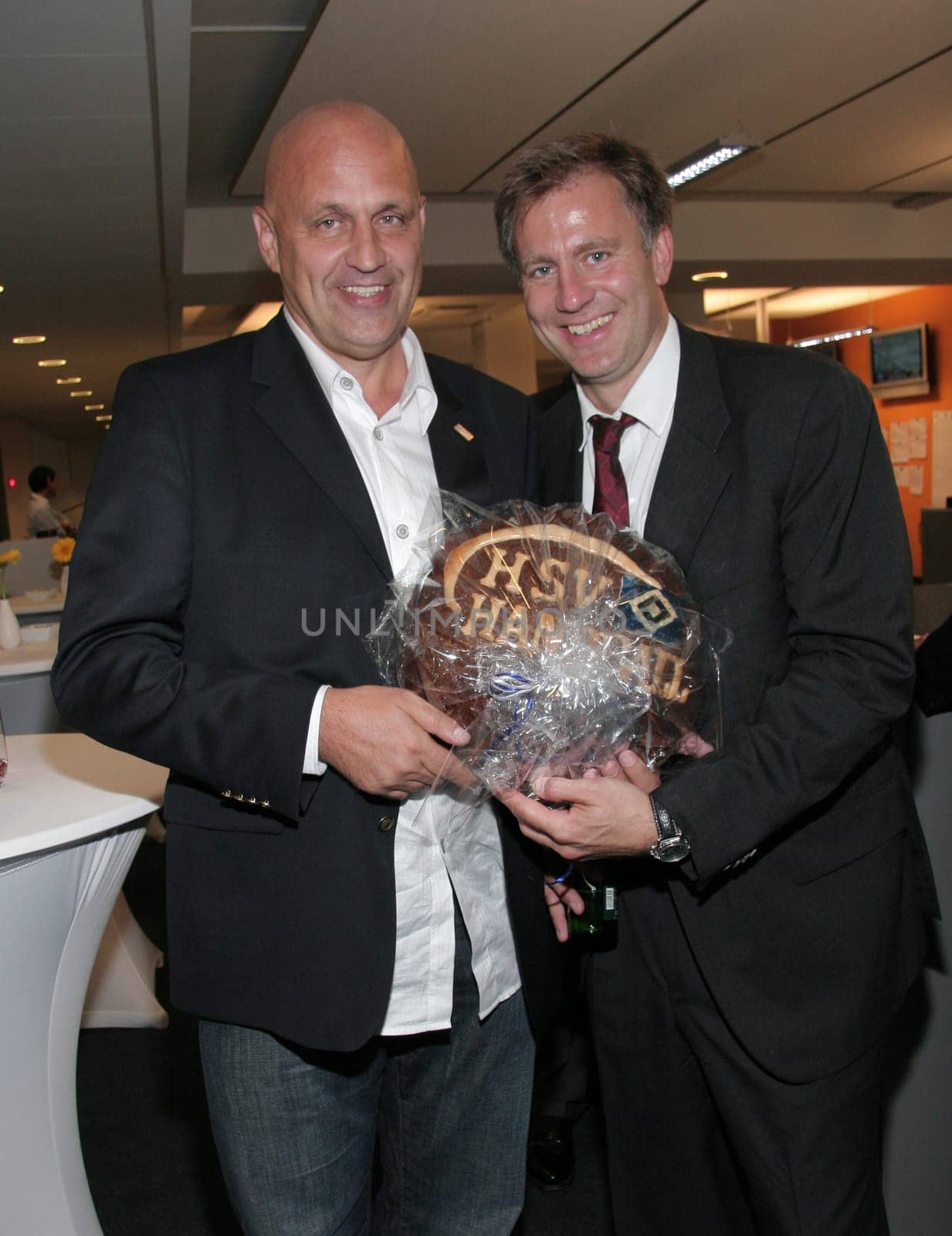 Radio Hamburg and Oldie 95 inaugurate new radio house in Spitalerstrasse Hamburg. Photo: Peter Krebs HSV Handball and Carsten Neitzel RHH