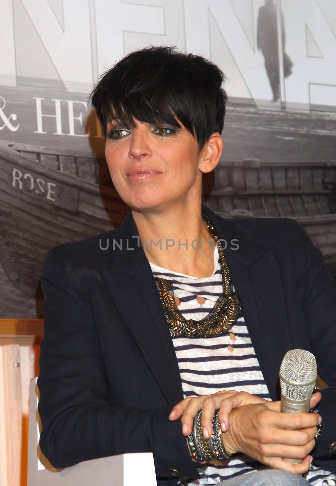Nena Press Conference on her new Best Of CD as well as her new single with Peter _Heppner entitled Haus der drei Sonnen,Hamburg,08.11.2010