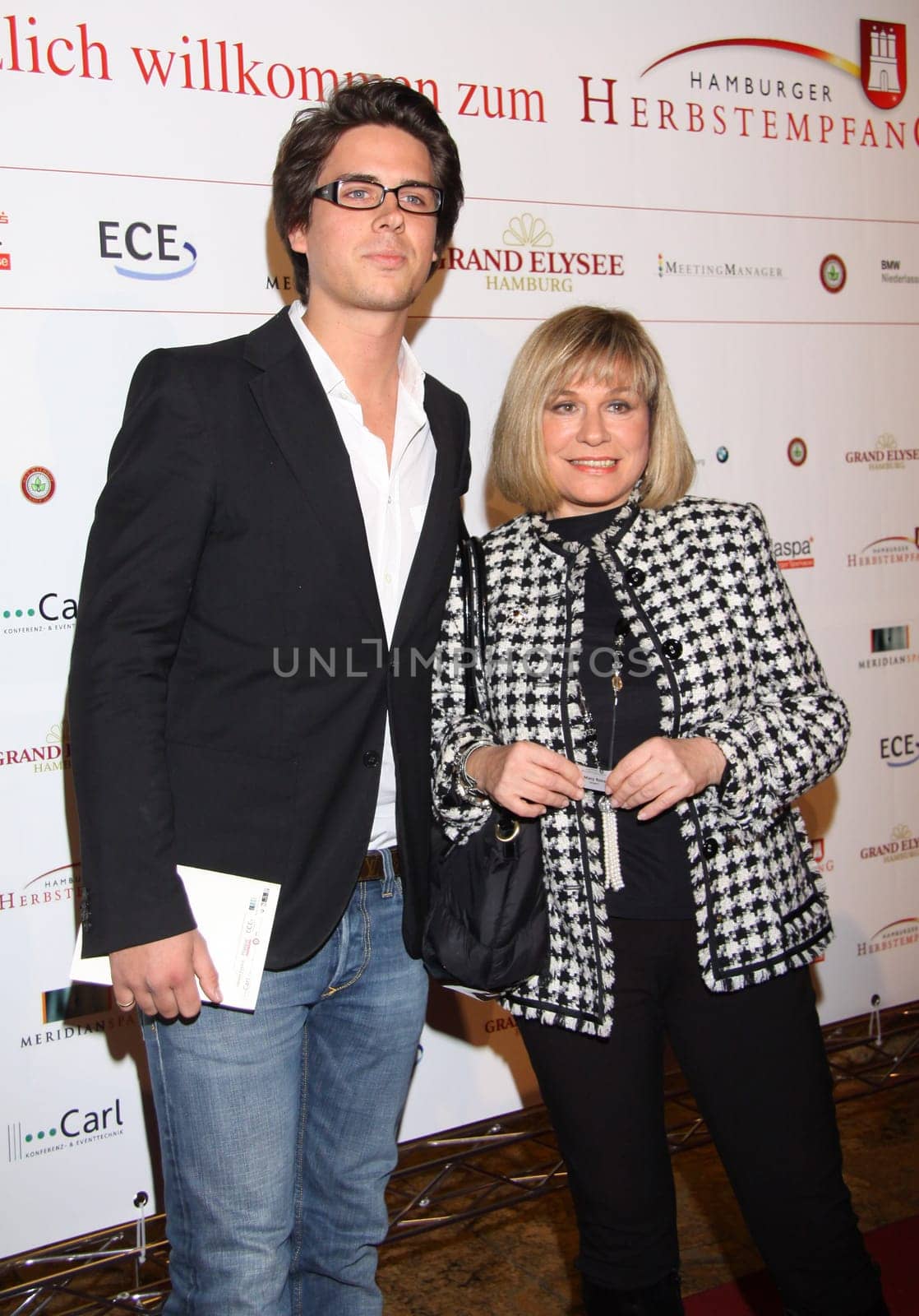 Mary Roos und Julian Hamburger Herbstempfang 2009 mit Preisverleihung an Hamburger Jugendliche die sich sozial herausragend engagiert haben im Grand Elysee Hotel Hamburg