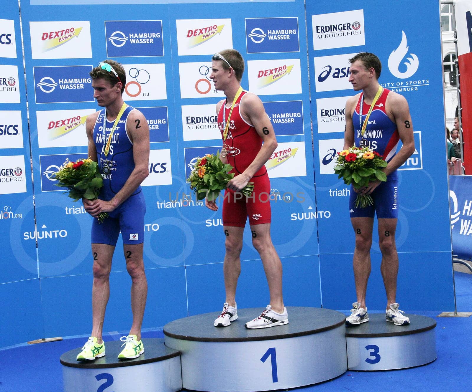 Triathlon - ITU Worldchampionship Hamburg of the Elite Maenner Award Ceremony / Brad Kahlefeld,Jarrod Shoemaker ,Alexander Brukhankov /