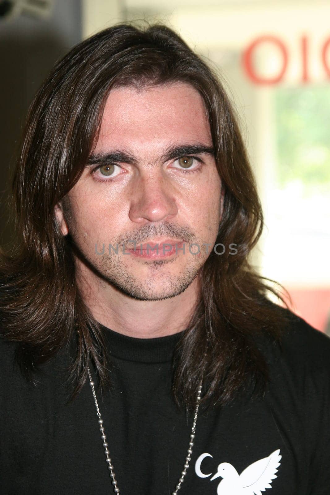 Latino-Star Juanes live bei Radio Hamburg/24092005/
