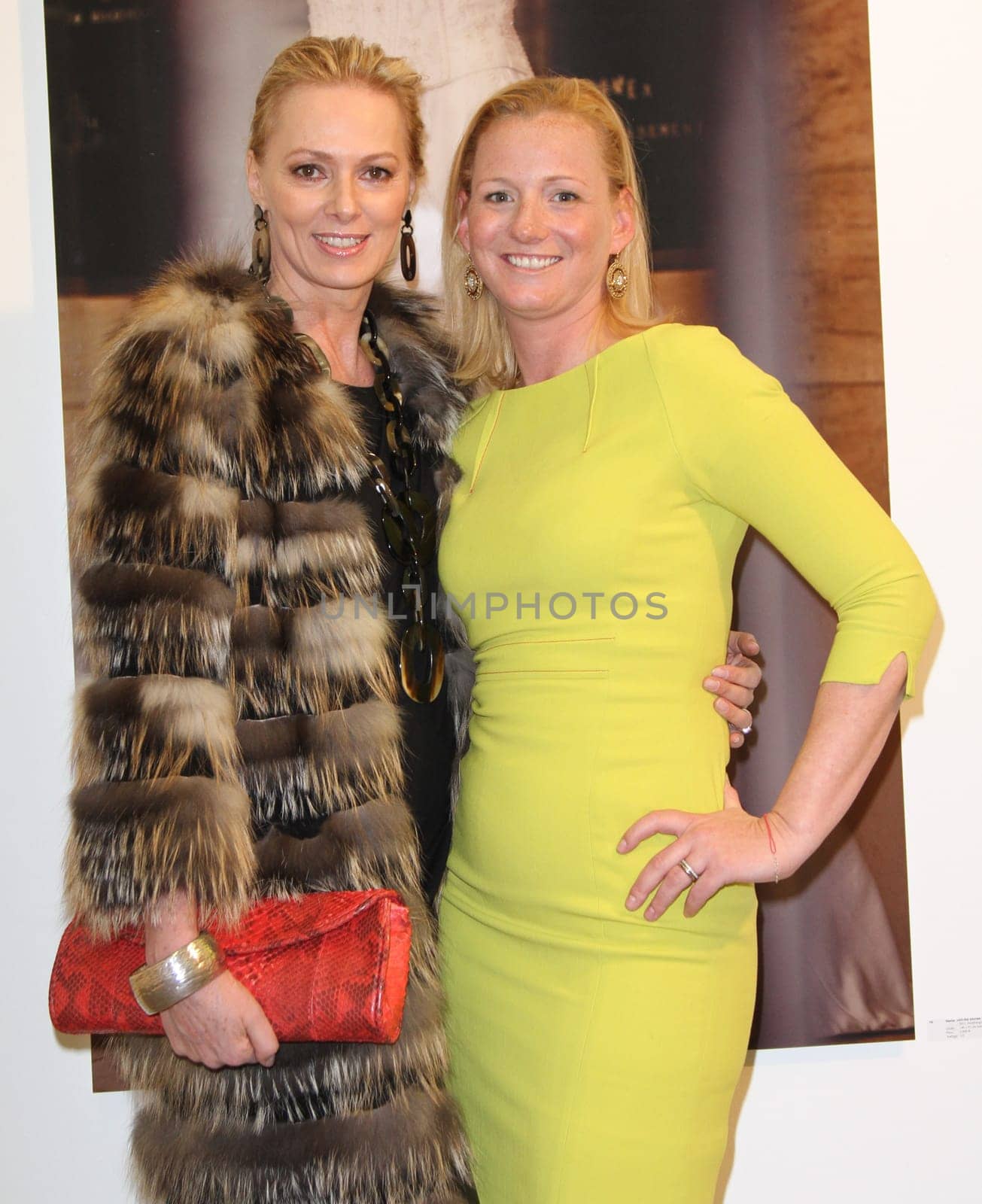 Petra van Bremen and Jenny Falckenberg-Blunck Photo exhibition Vernissage of Dialog der Geschichten