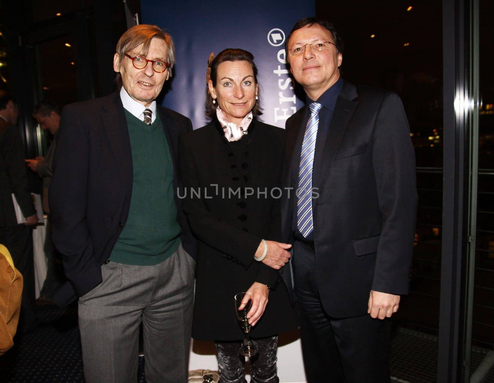 Jahres-Pressekonferenz der ARD-Koordination Fernsehfilm und der ARD Degeto in Hotel Hafen Hamburg  /Verena Kulenkampff, ARD-Koordinatorin Fernsehfilm, Jörn Klamroth, ARD Degeto Geschäftsführer, Volker Herres, Programmdirektor Erstes Deutsches Fernsehen