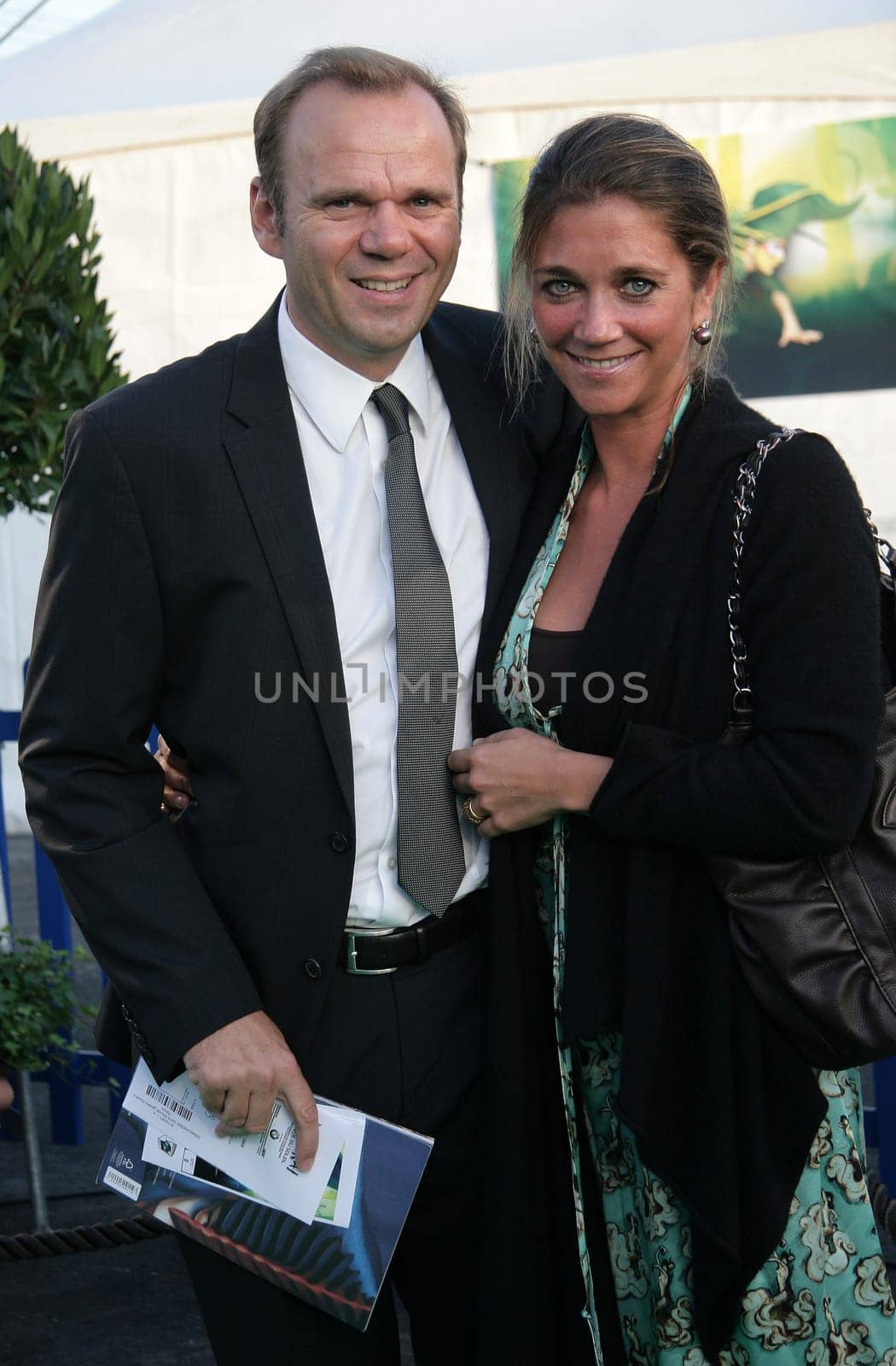 Cirque du Soleil with new show Varekai - Premiere in Hamburg - Moorfleet/ Bernd Hoffmann and wife Nicole