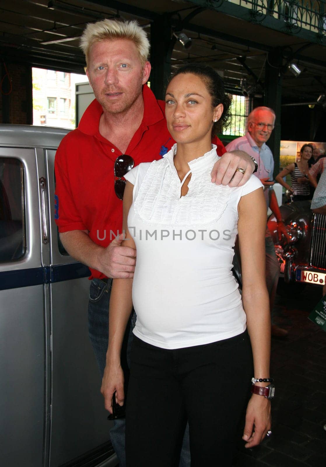 Boris Becker and his wife Lilly Becker (Sharlely Kerssenberg) visited a classic car rally in Hamburg.