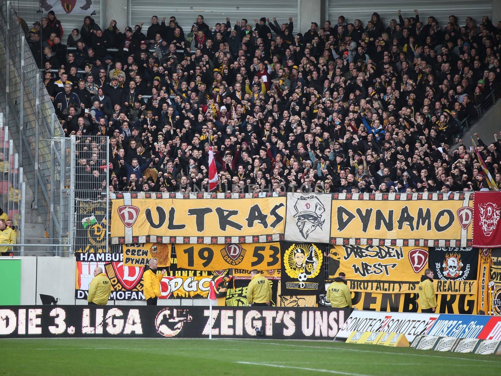 Guest fan block Dynamo Dresden at the 3rd league season 2015/2016 point game Hallescher FC against SG Dynamo Dresden