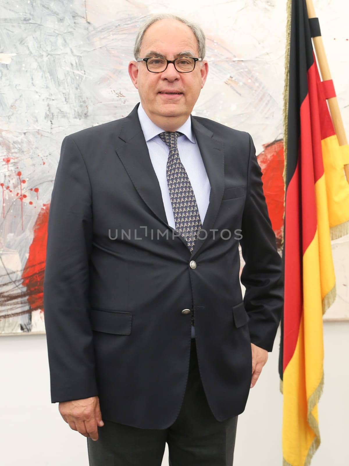 Dr. Jan Antony Vogel (Managing Director of the Directorate for Thoroughbred Breeding and Racing e.V.) in the state capital Magdeburg at the reception for the 110th anniversary of the Magdeburg racing club with the Mayor of Magdeburg Dr. Lutz Trümper (independent) on 22 May 2016