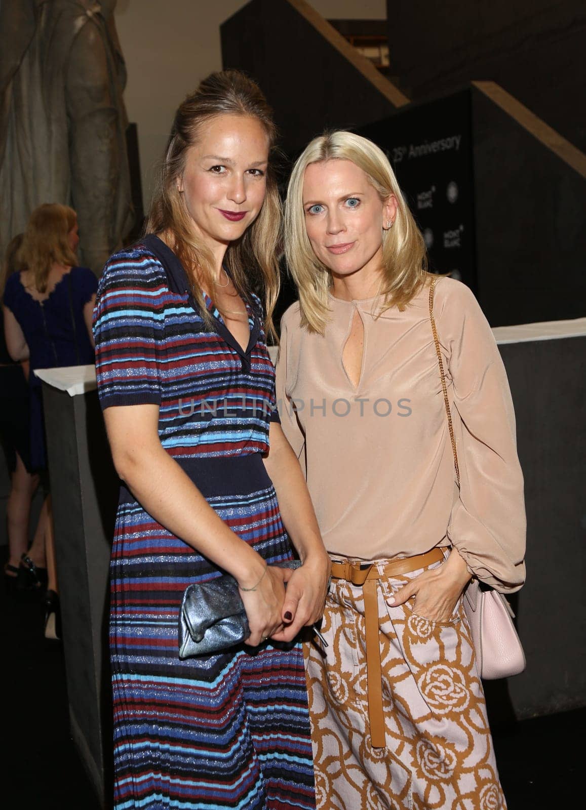 Esther Seibt und Tamara von Nayhauss ,.Montblanc de la Culture Arts Patronage Award 2016  im  Historischen Pumpwerk Berlin .