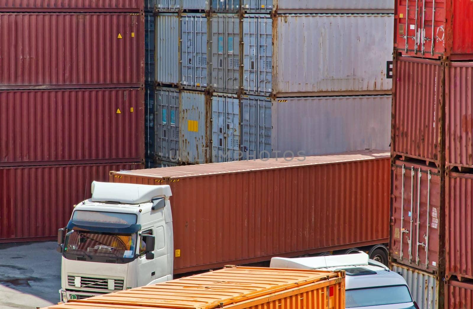 container transport