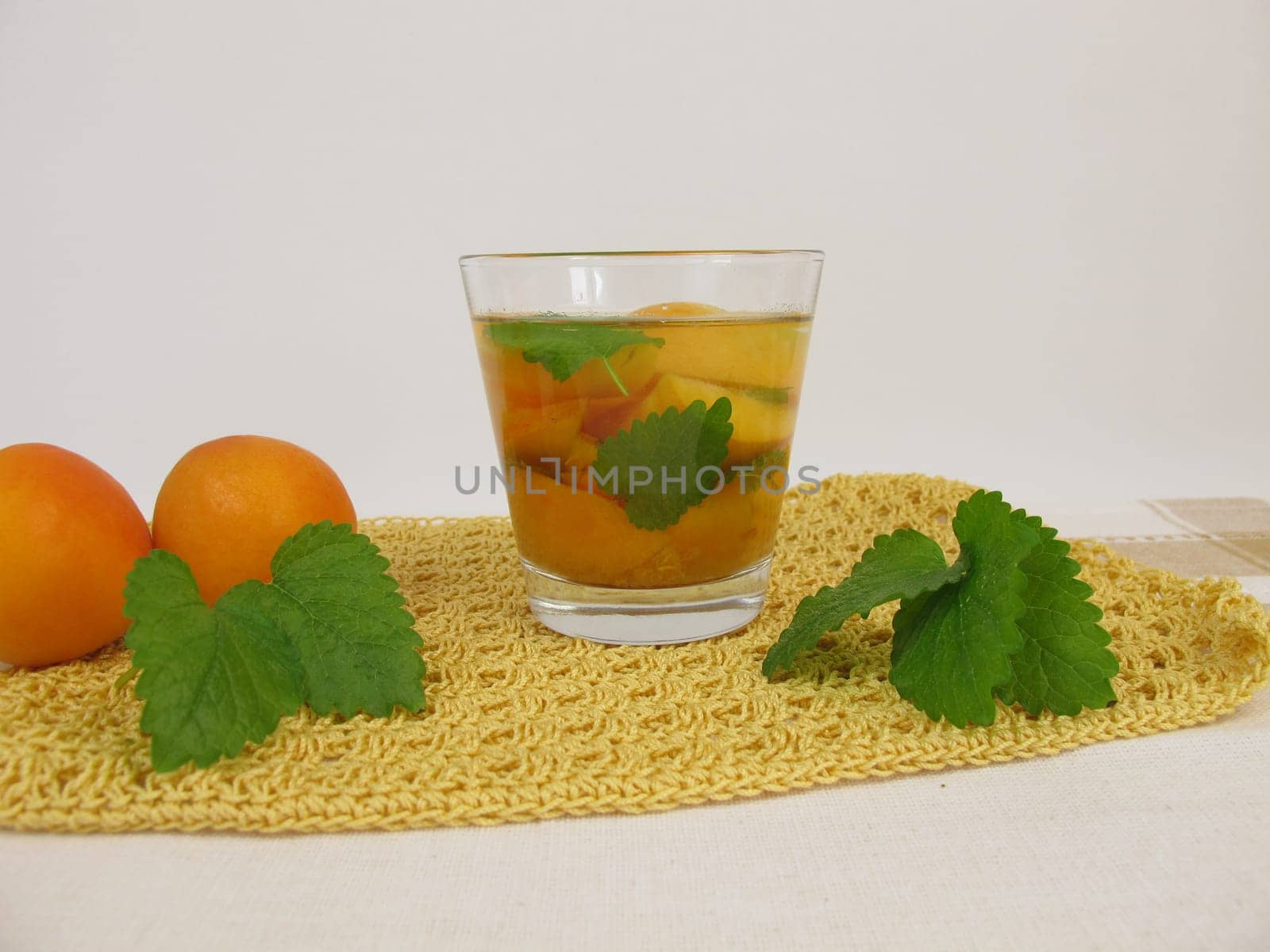 Vitamin water with apricot and lemon balm