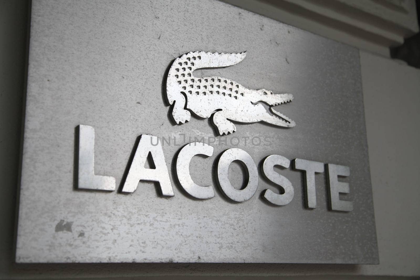 Lacost Label
