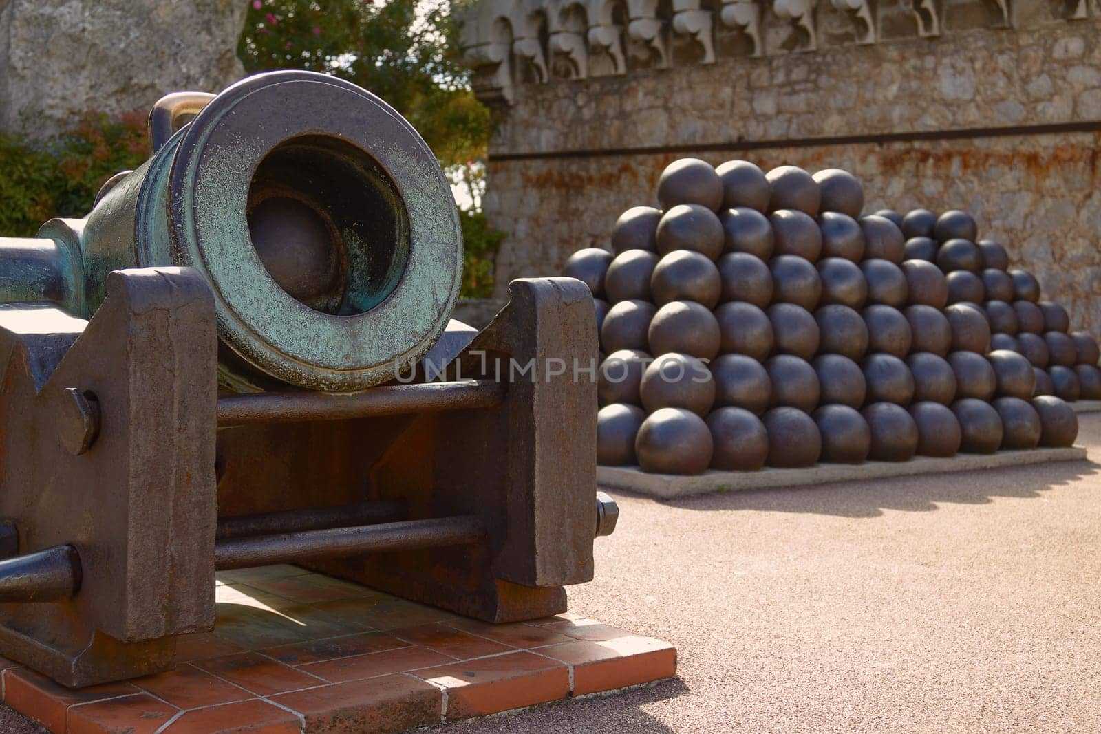 Pyramids of Cannonballs and Cannon near Prince Palace in Monaco.