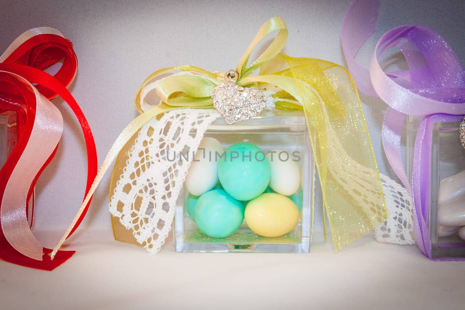Box for wedding confetti. Little object for wedding.