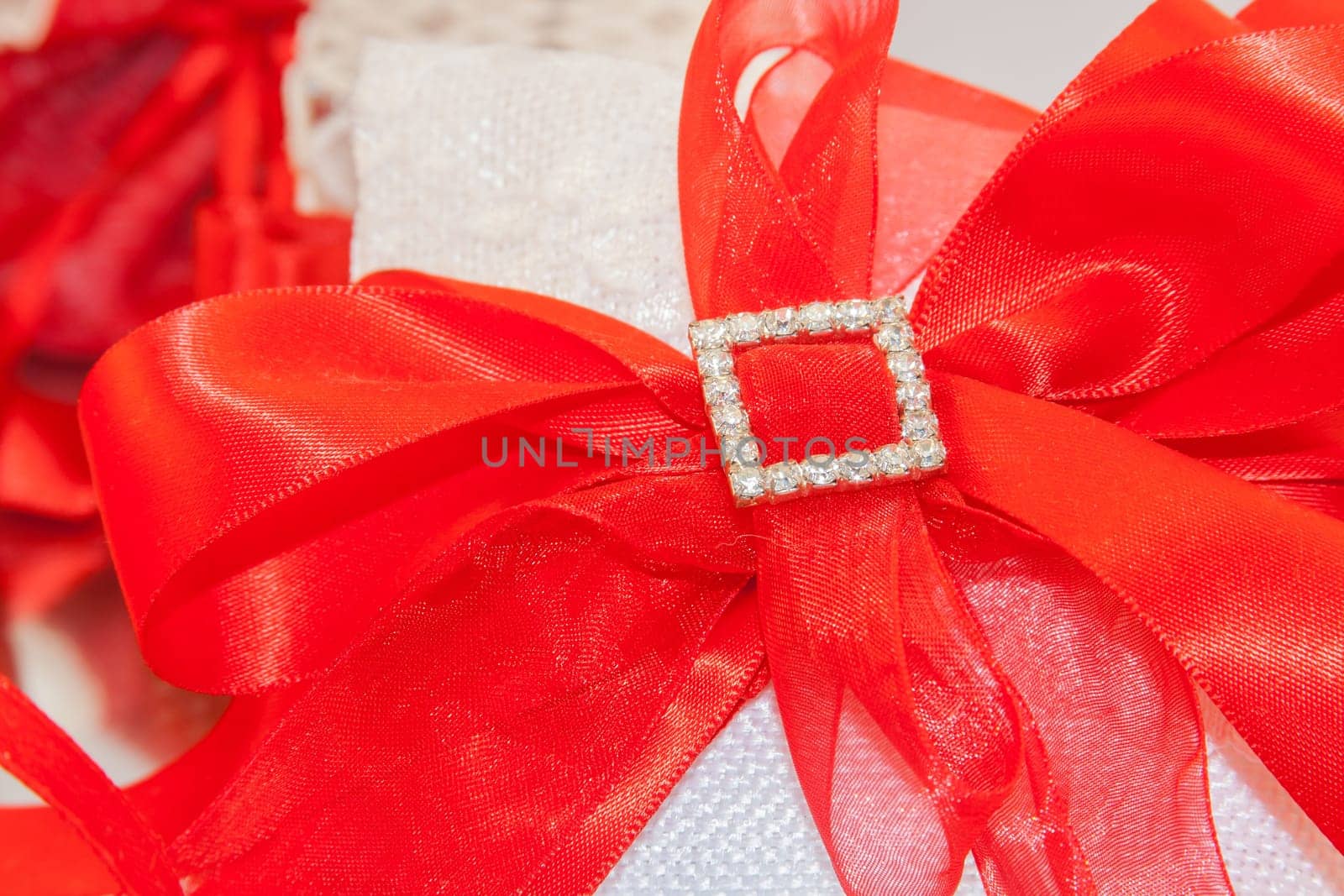 Red Thoughts for weddings. Little Object.