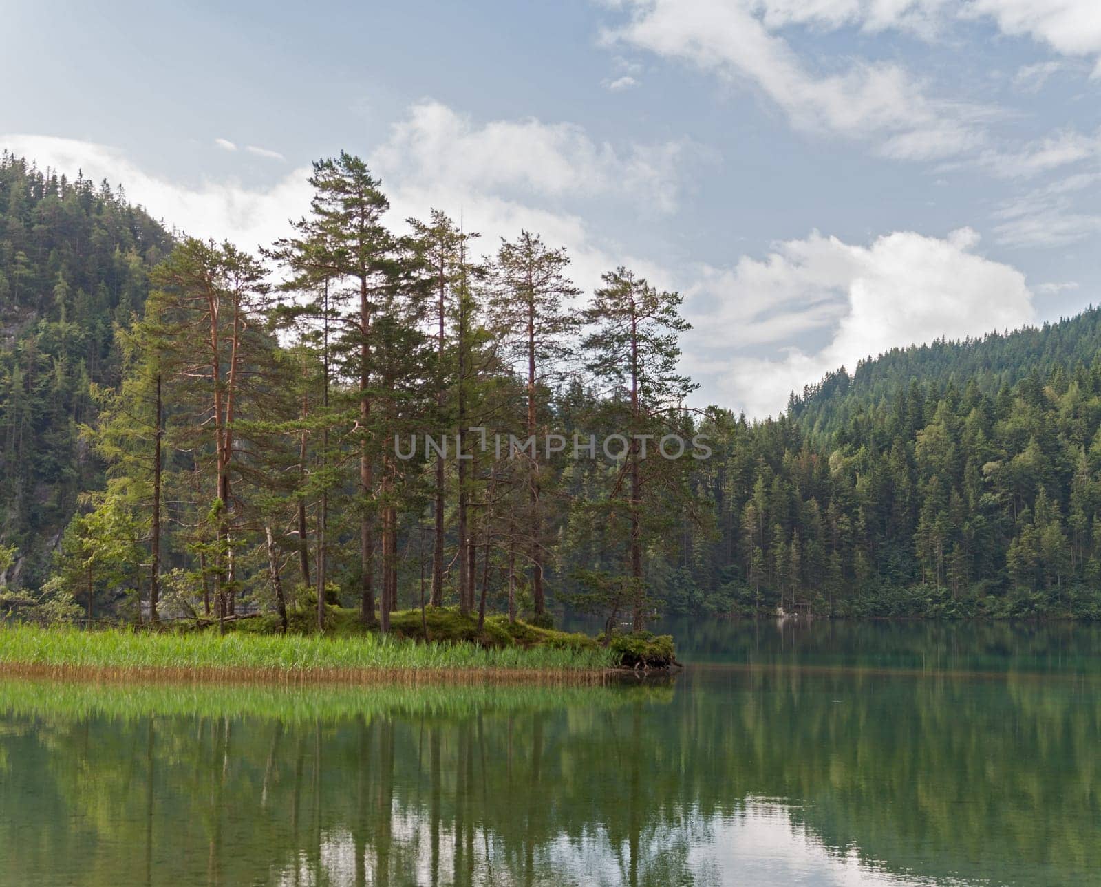 Hintersteiner Lake, mountain lake in the nature reserve Wilder Kaiser, Tirol, austria
