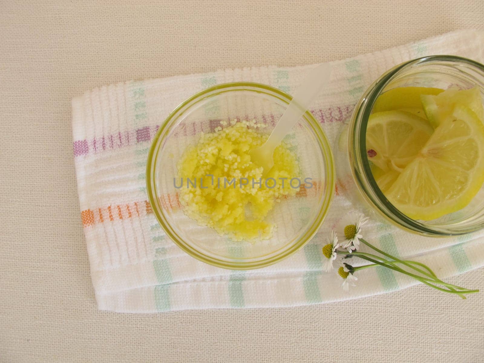 Lemon peeling