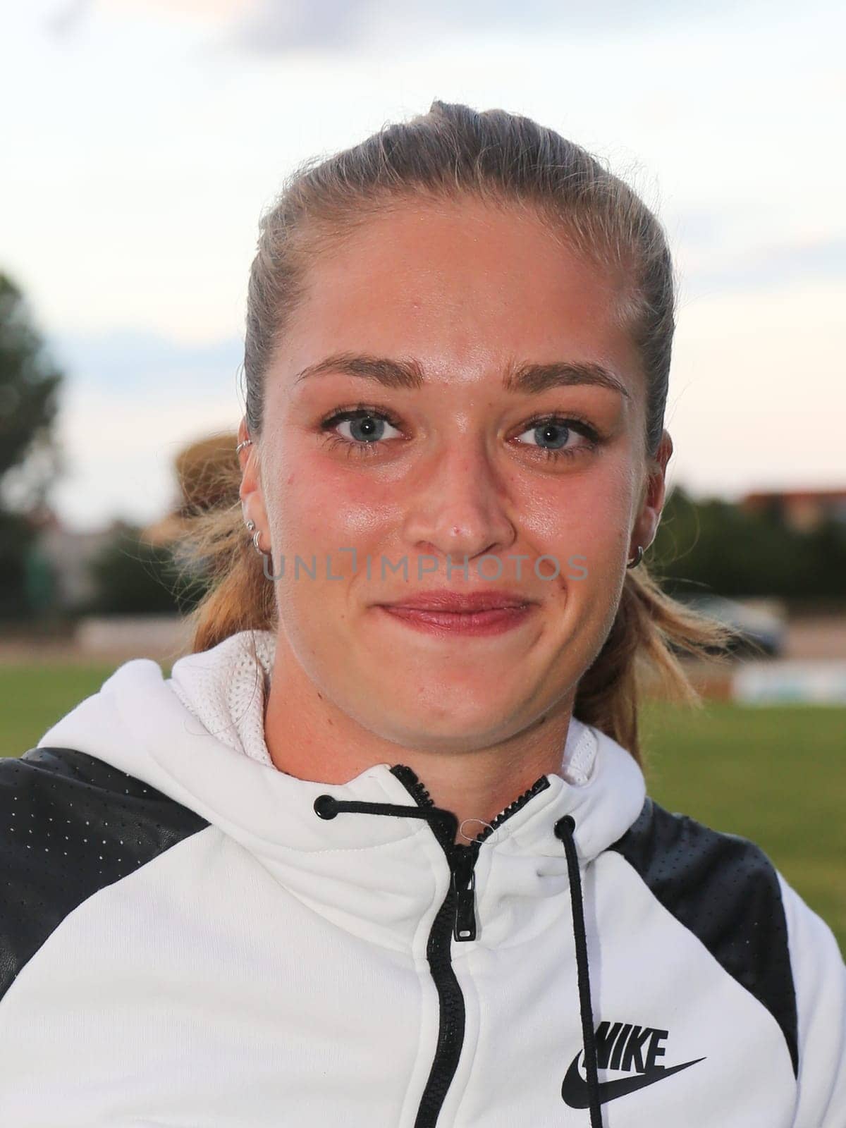 German hammer thrower Charlene Woitha (SCC Berlin) at the Schönebecker SoleCup 2016 in Schönebeck/Elbe