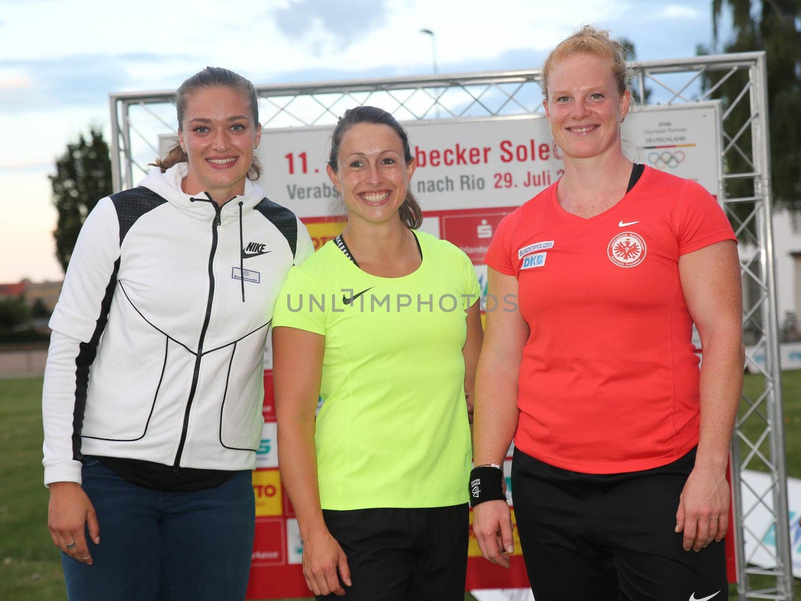 DLV German Women's Hammer Thrower Team for the 2016 Olympics in Rio at the SchönebeckEr SoleCup 2016 in Schönebeck/Elbe