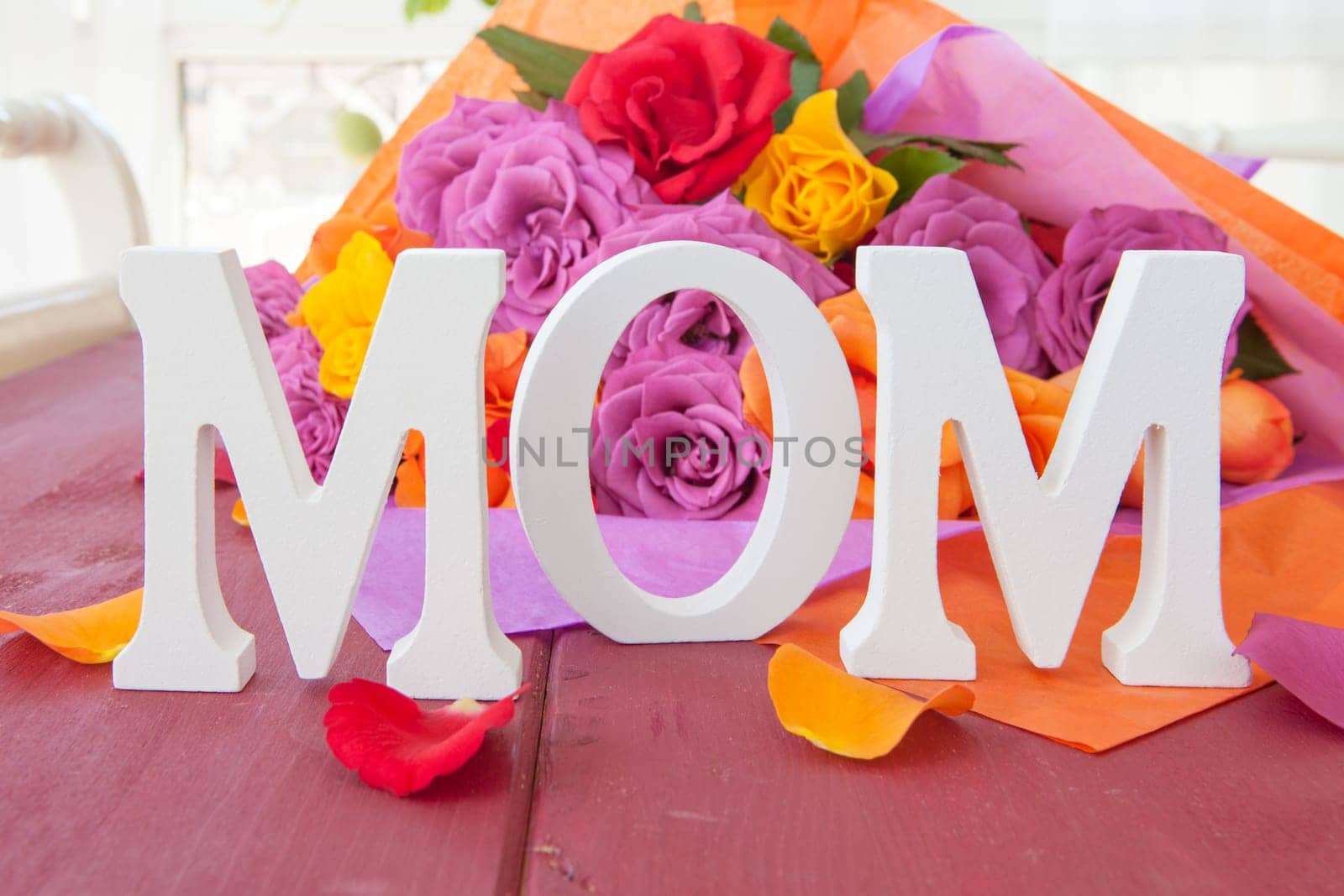 Fresh flowers in bright colors for Mother's Day