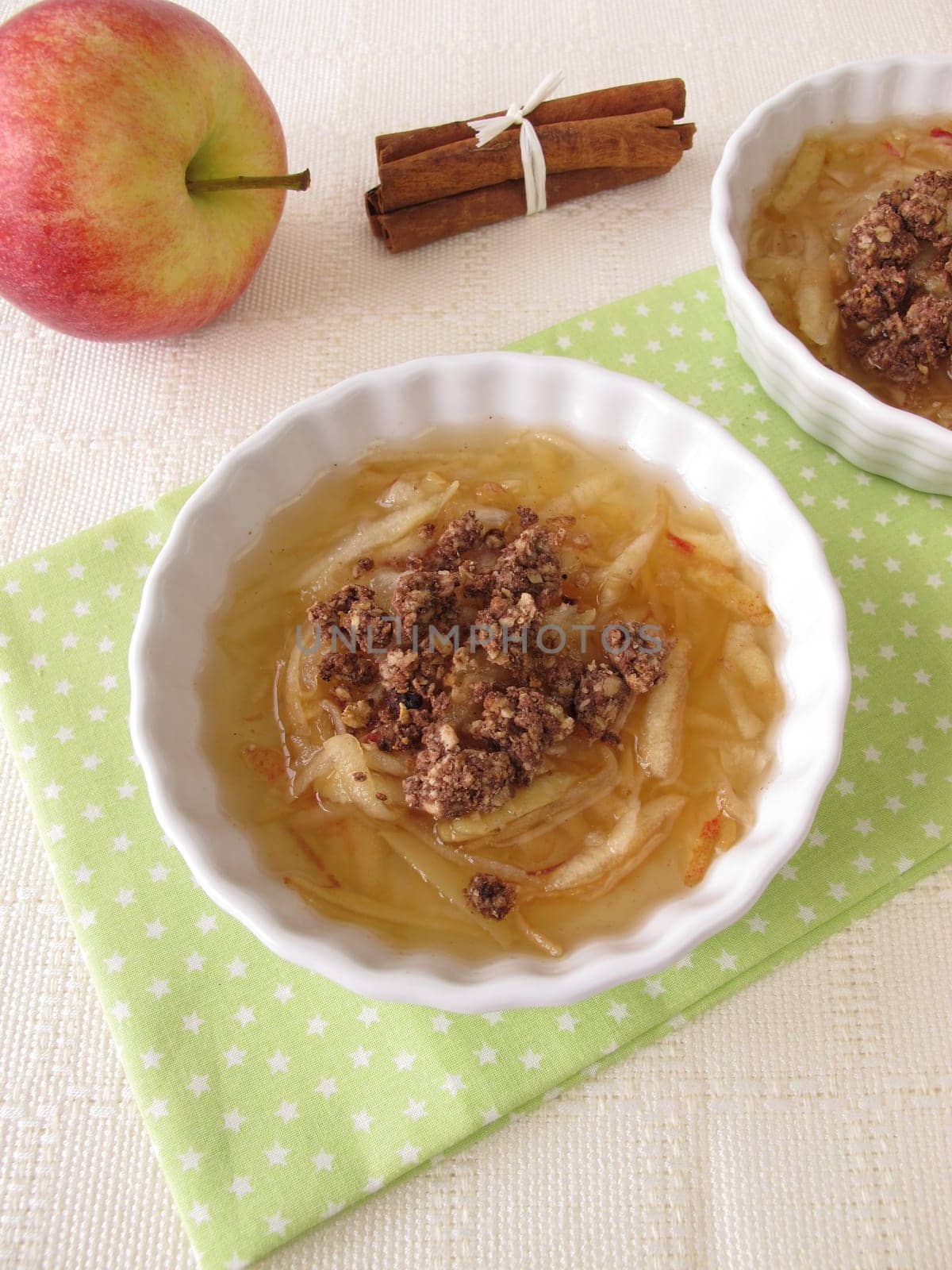 Apple soup with cinnamon and chocolate crumbles