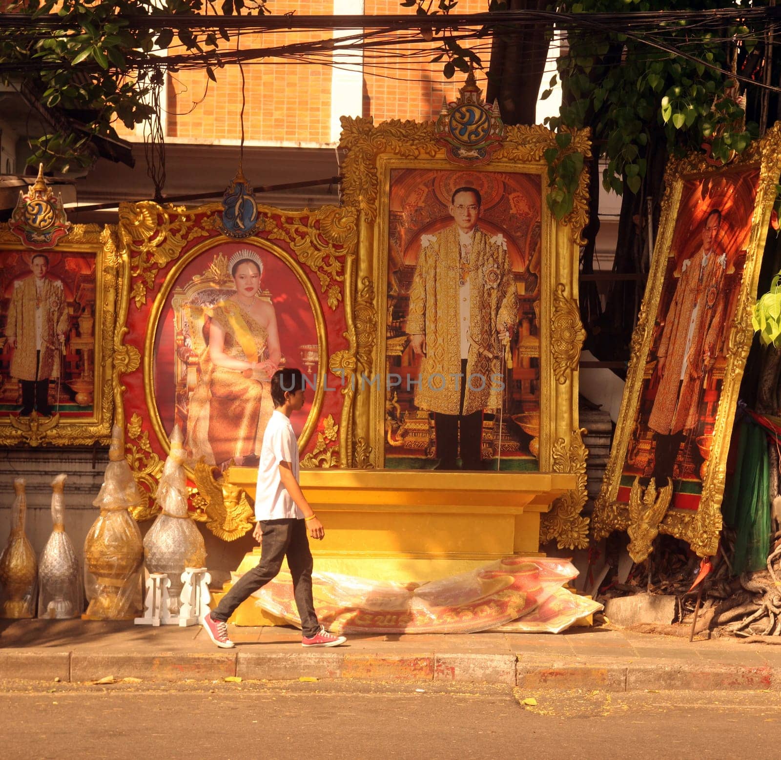 a pictures of the King Bhumibol in the city of Bangkok in Thailand in Southeastasia.