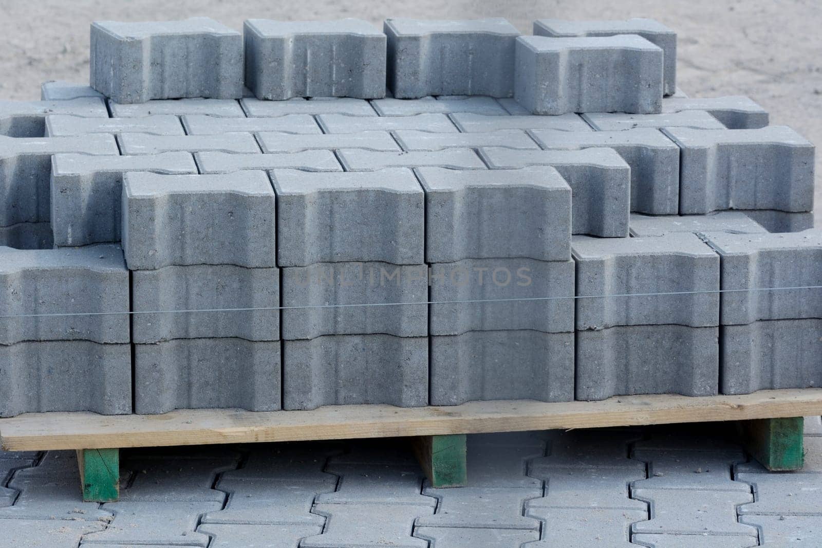 Concrete paving mounted on pallet