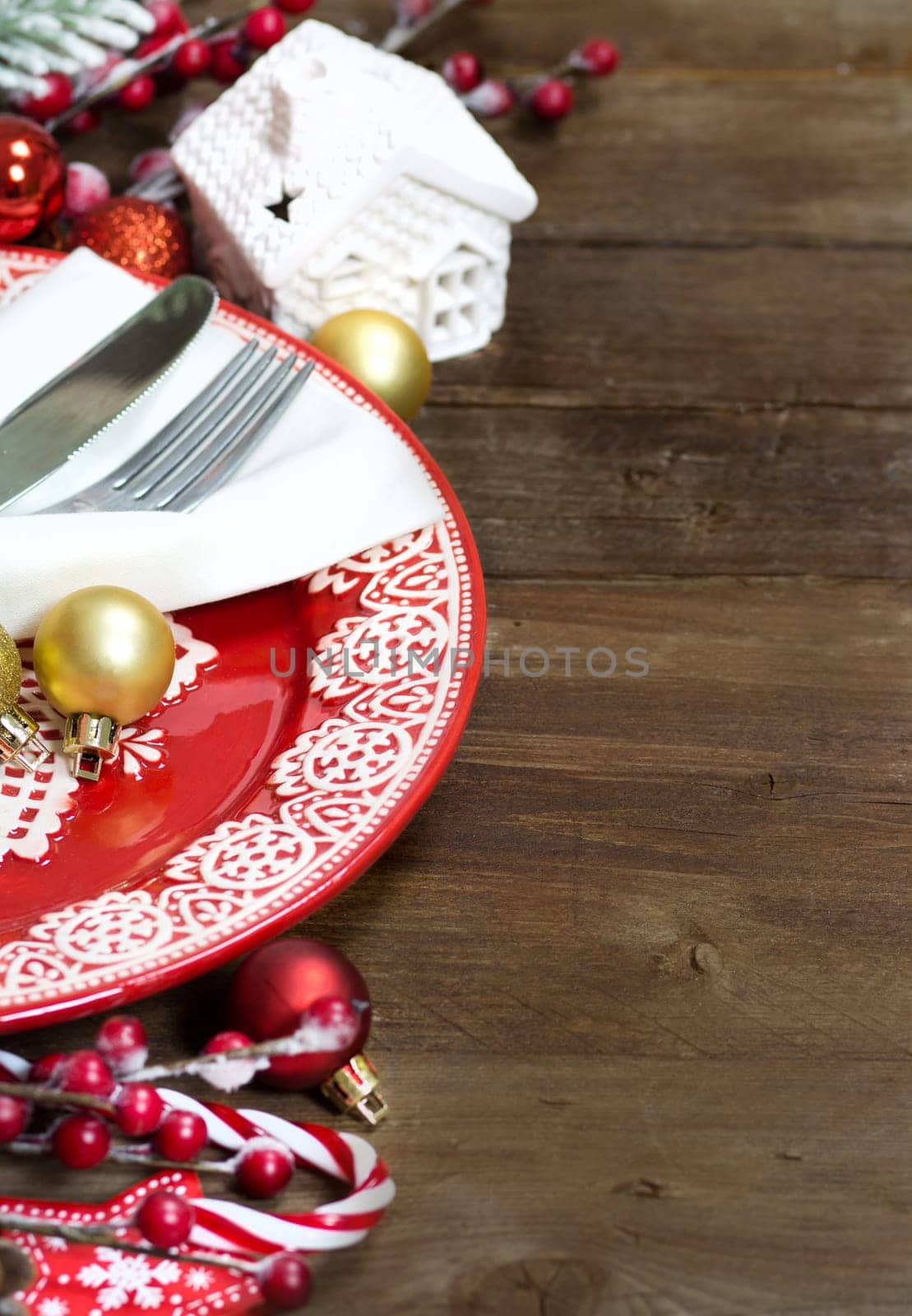 Festive table setting with Christmas decorations