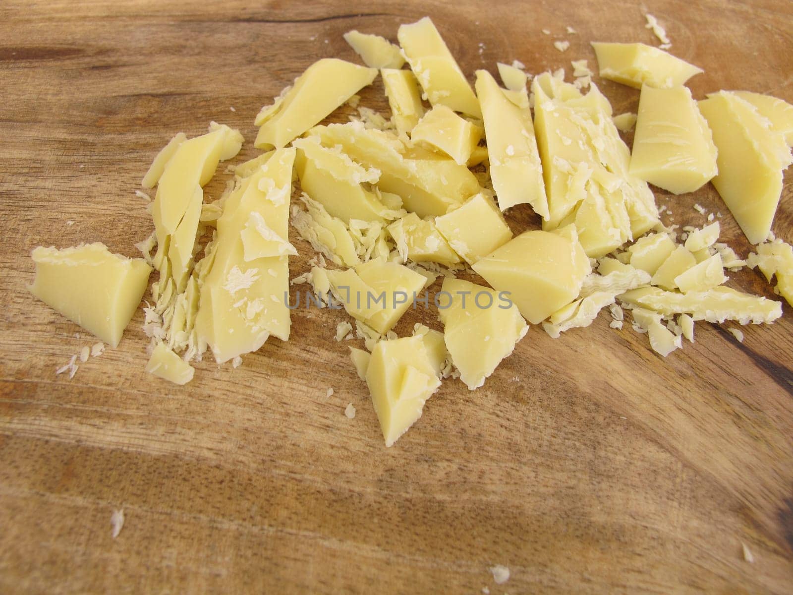 Non-deodorized cocoa butter