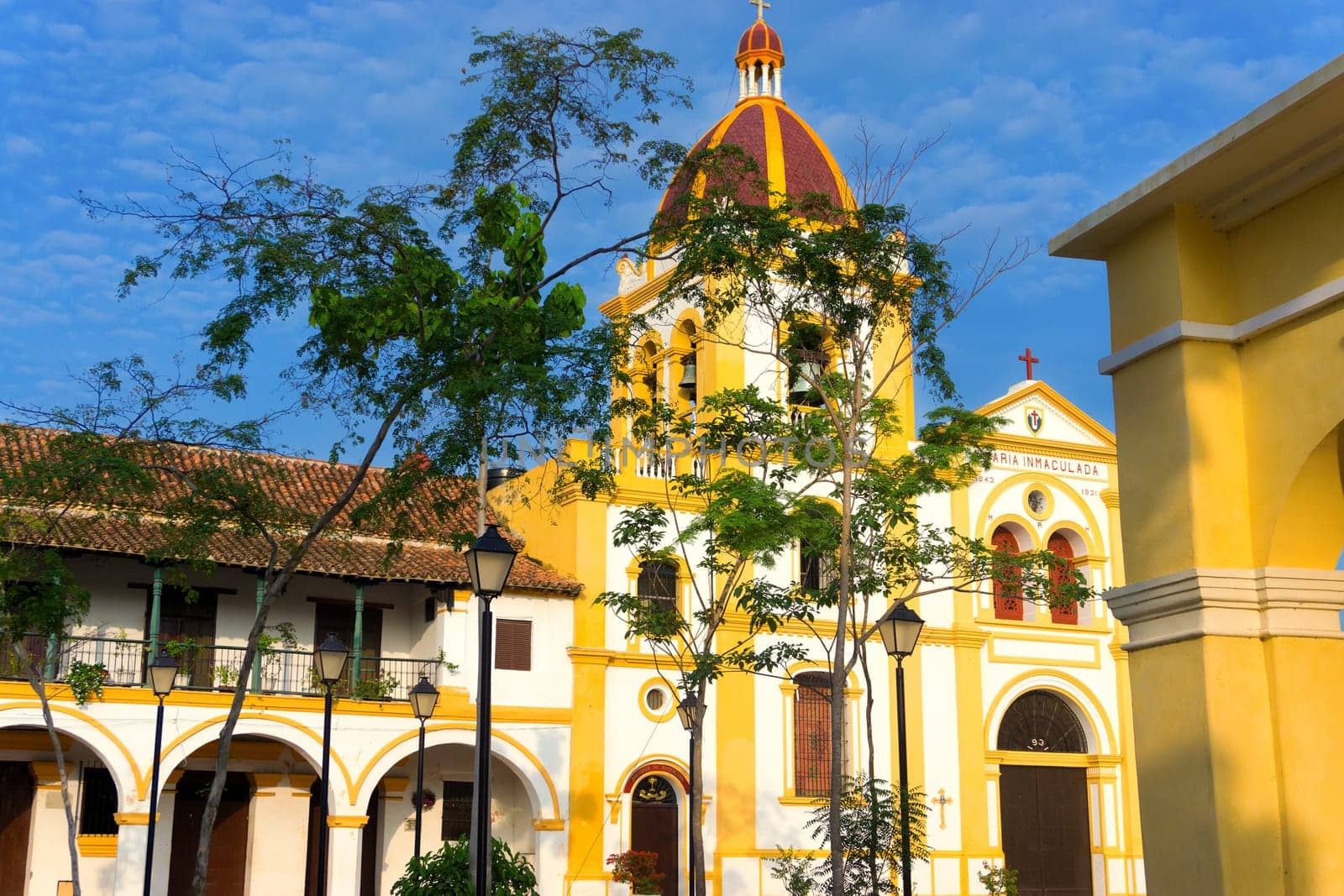 Church of the Immaculate Conception and colonial architecture in Mompox, Colombia