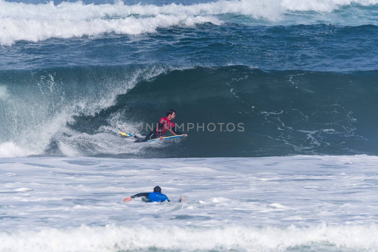 VIANA DO CASTELO, PORTUGAL - SEPTEMBER 22, 2016: kevin Orihuela (CRY) during  the Viana World Bodyboard Championship 2016.