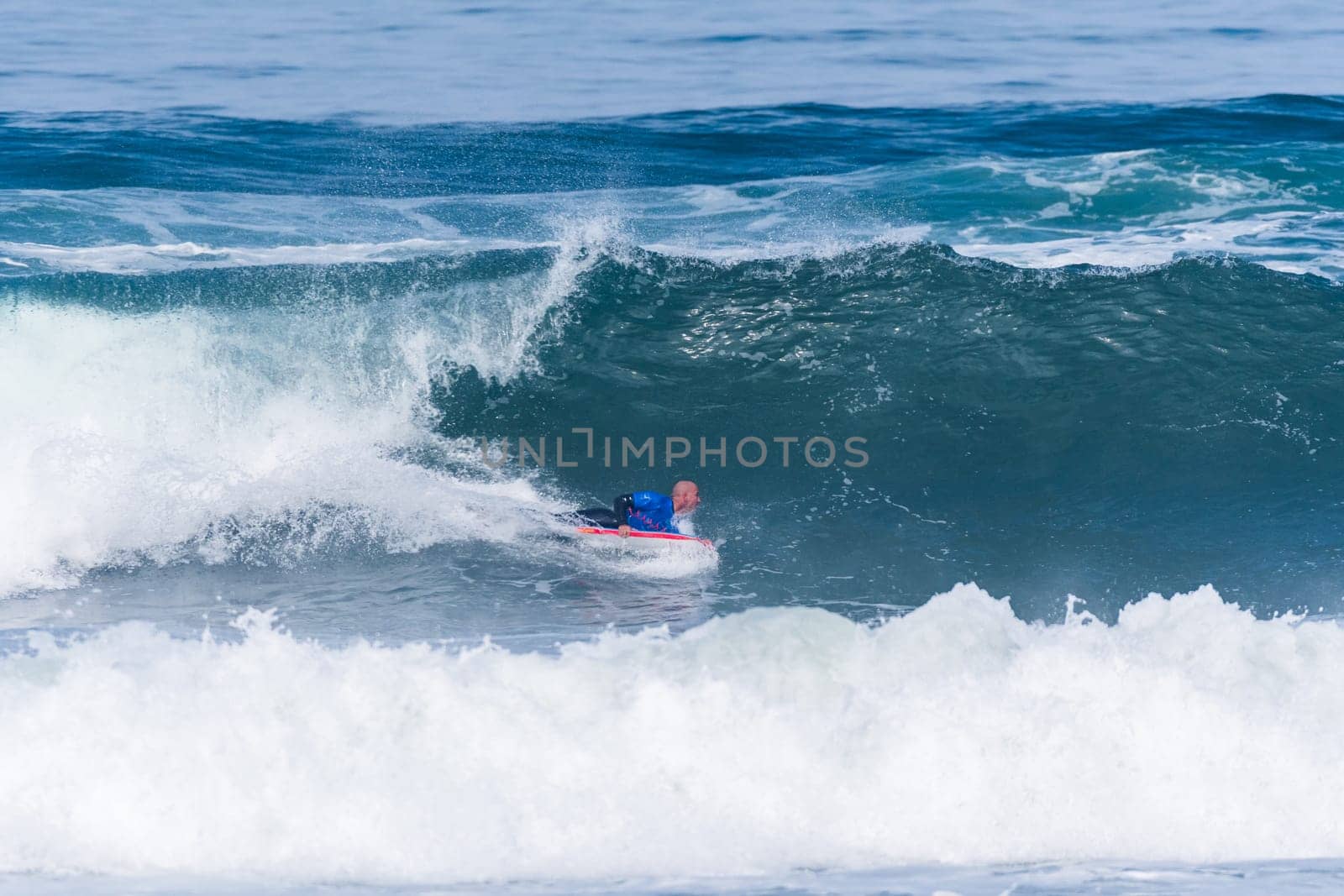 VIANA DO CASTELO, PORTUGAL - SEPTEMBER 22, 2016: Mike Stewart (HAW) during  the Viana World Bodyboard Championship 2016.