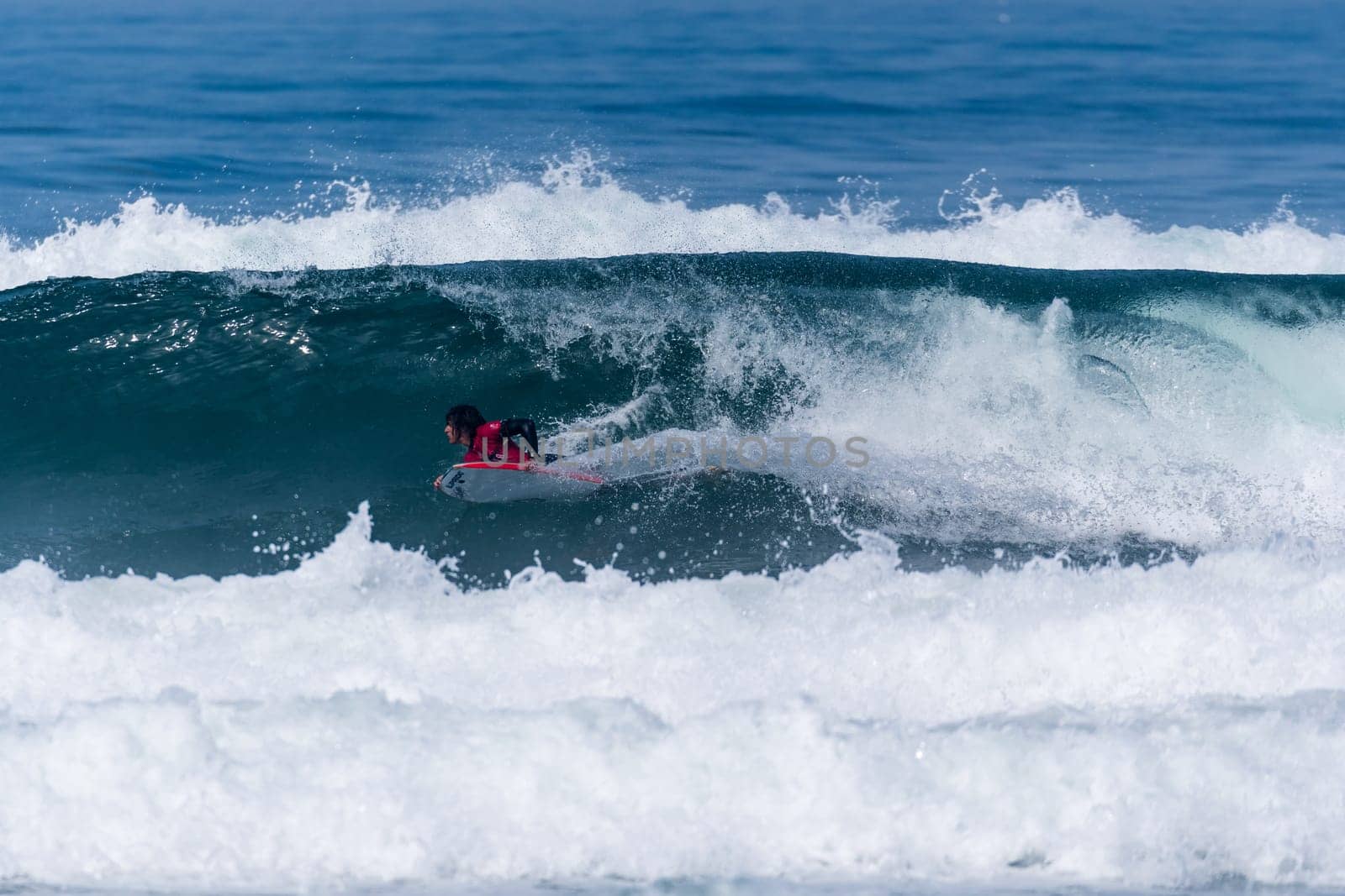VIANA DO CASTELO, PORTUGAL - SEPTEMBER 22, 2016: Mathias Dias (CHI) during  the Viana World Bodyboard Championship 2016.