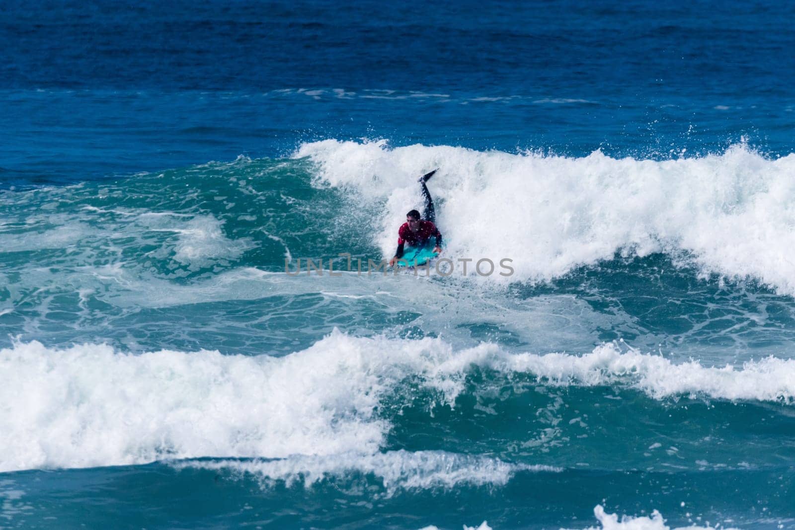 VIANA DO CASTELO, PORTUGAL - SEPTEMBER 22, 2016: Dave Hubbard (HAW) during  the Viana World Bodyboard Championship 2016.
