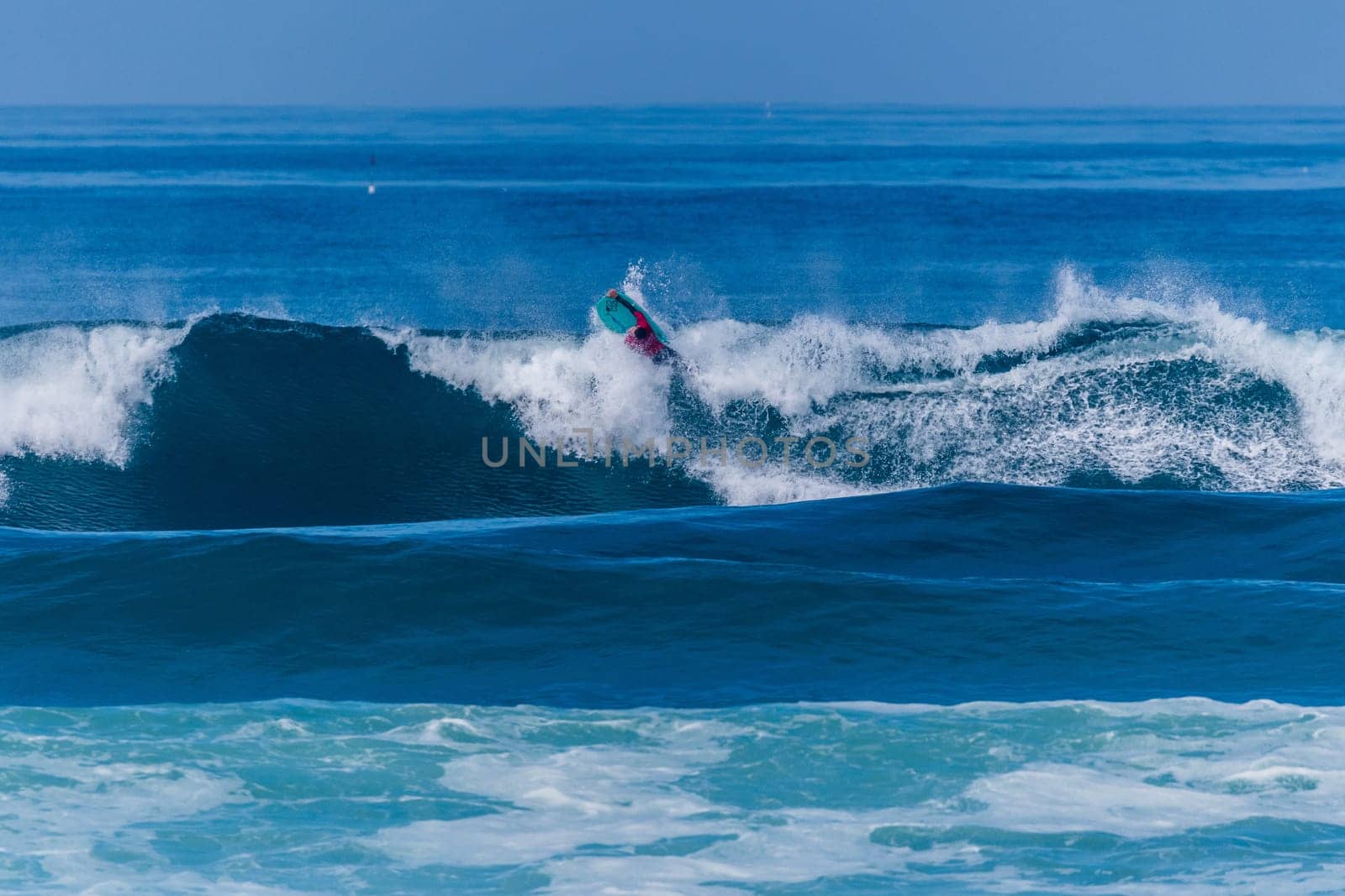 VIANA DO CASTELO, PORTUGAL - SEPTEMBER 22, 2016: Dave Hubbard (HAW) during  the Viana World Bodyboard Championship 2016.