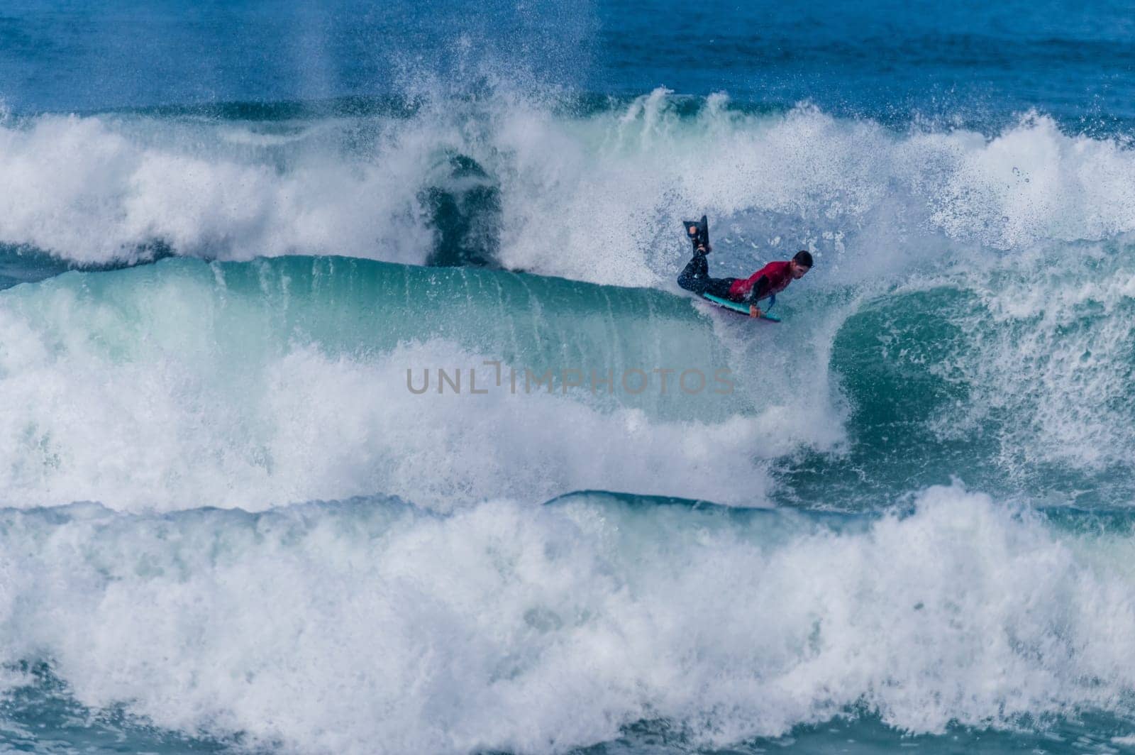 VIANA DO CASTELO, PORTUGAL - SEPTEMBER 22, 2016: Dave Hubbard (HAW) during  the Viana World Bodyboard Championship 2016.