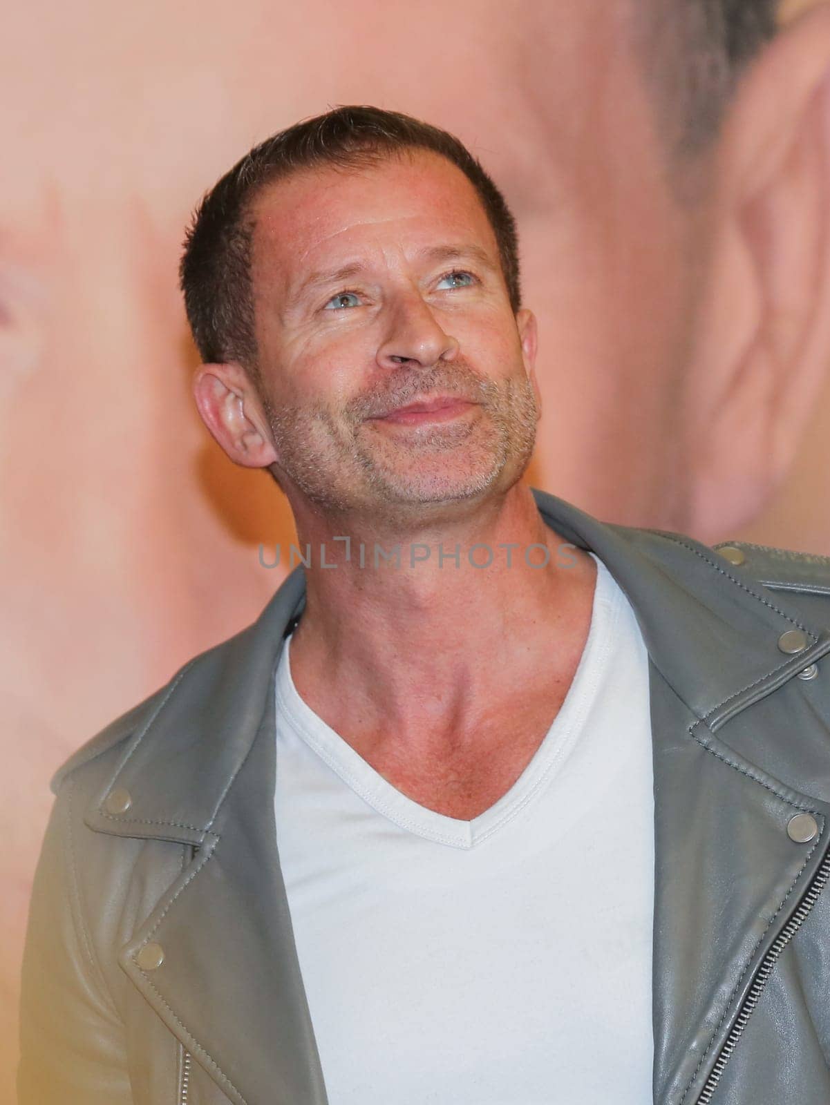 Singer Leonard during a promotional tour for his new CD "Auf meinem Weg"" on 30.09.2016 in Magdeburg"