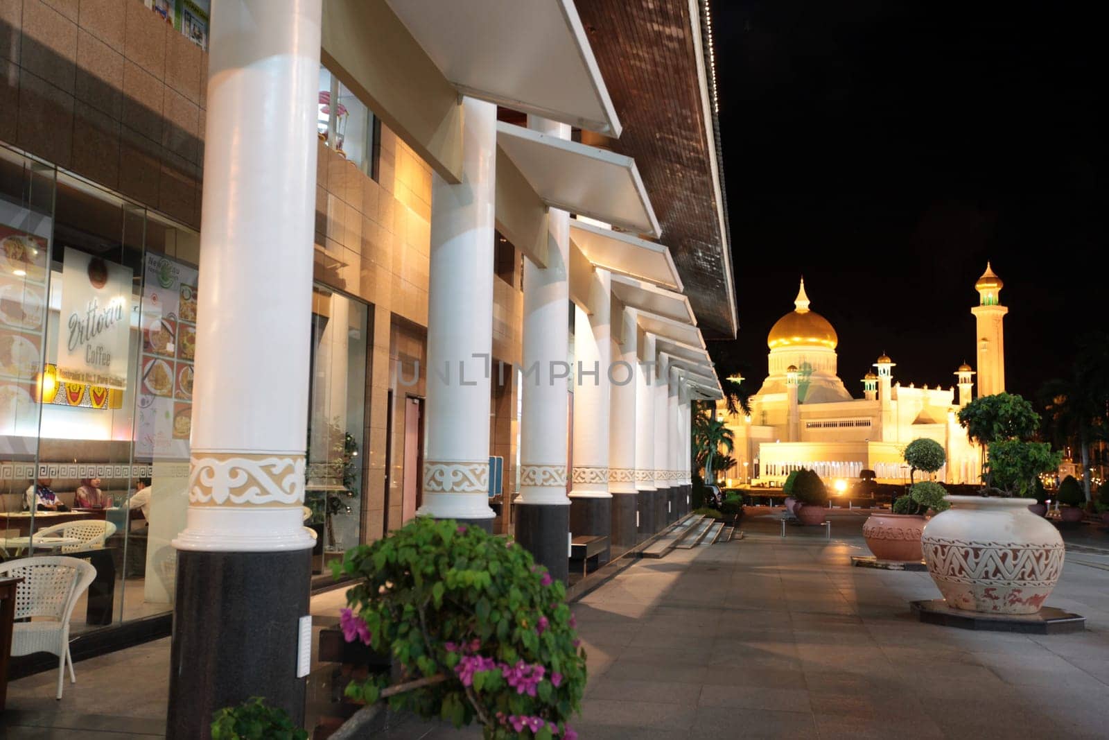 the Omar Ali Saifuddien Mosque in the city of Bandar seri Begawan in the country of Brunei Darussalam on Borneo in Southeastasia.