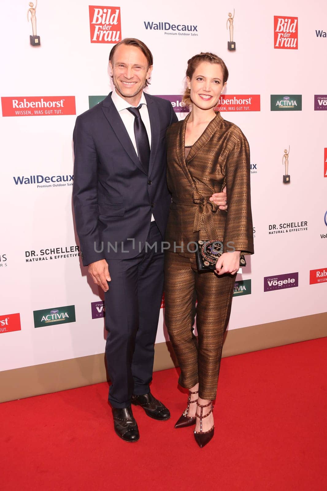 Bernhard Bettermann and Katharina Zech.10 years goldene BILD der FRAU – the big anniversary gala at the Stage Theater am Hafen Hamburg.13.10.2016
